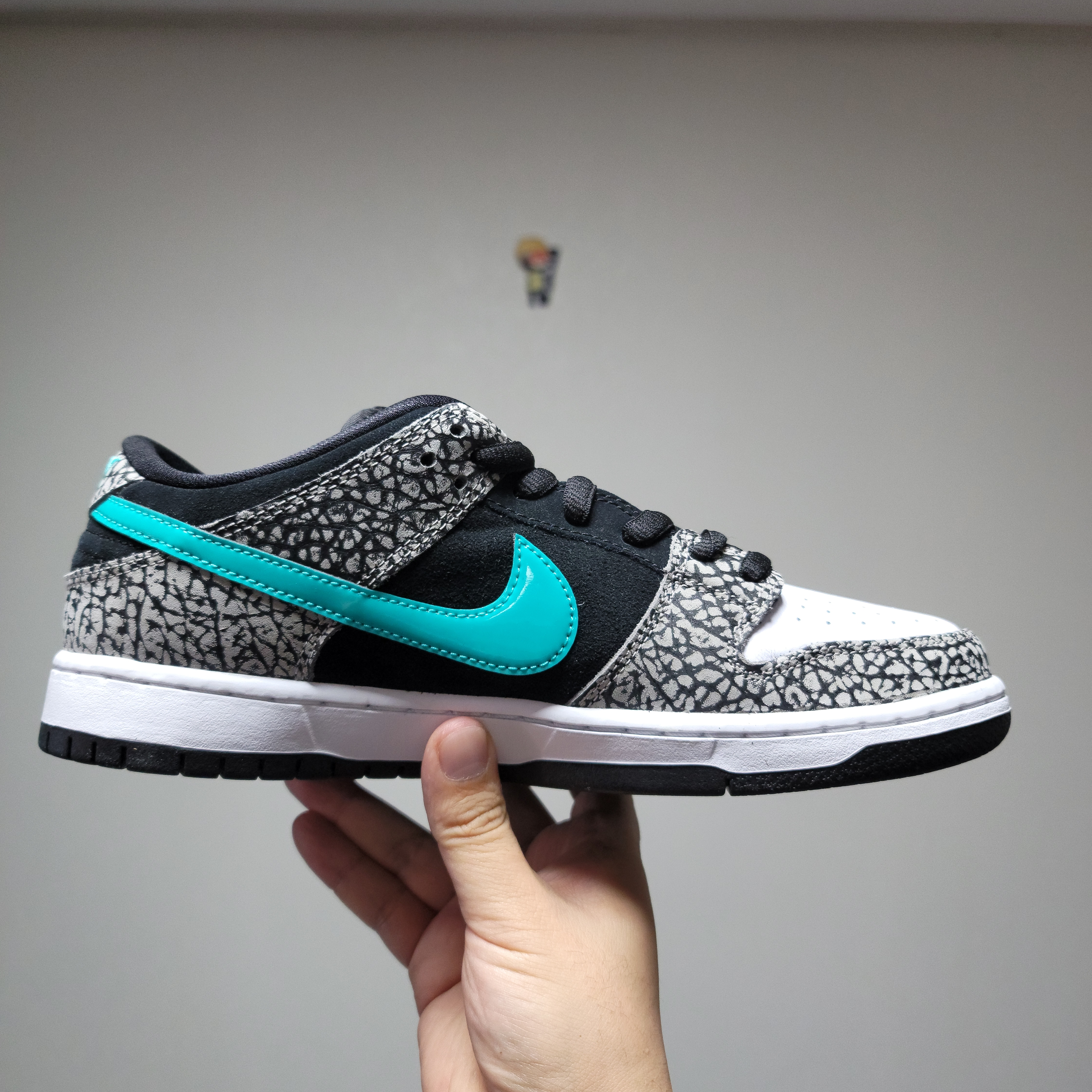 Nike SB Dunk Low Pro Clear Jade 착용 스타일 - 2