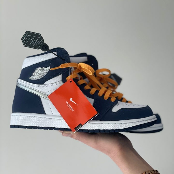 Jordan 1 Retro High OG CO.JP Midnight Navy 착용 스타일 - 2
