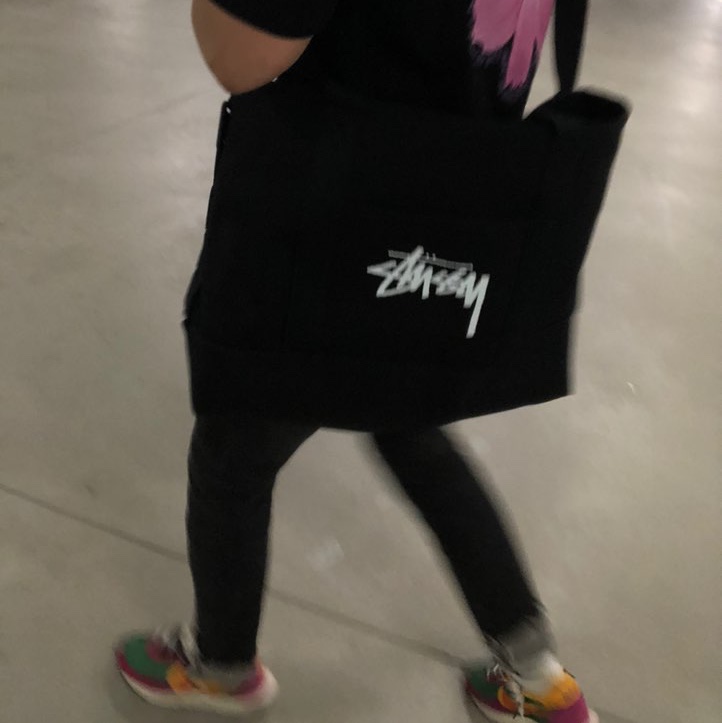 Nike x Stussy Tote Bag, Nike x Sacai LDWaffle Pine Green 착용 스타일