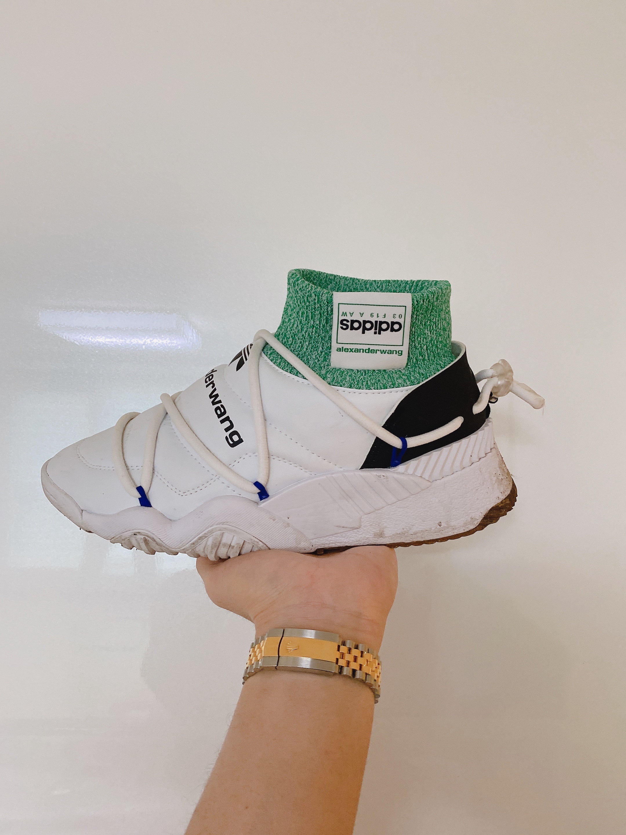 Adidas x Alexander Wang Puff Trainer Cloud White 착용 스타일