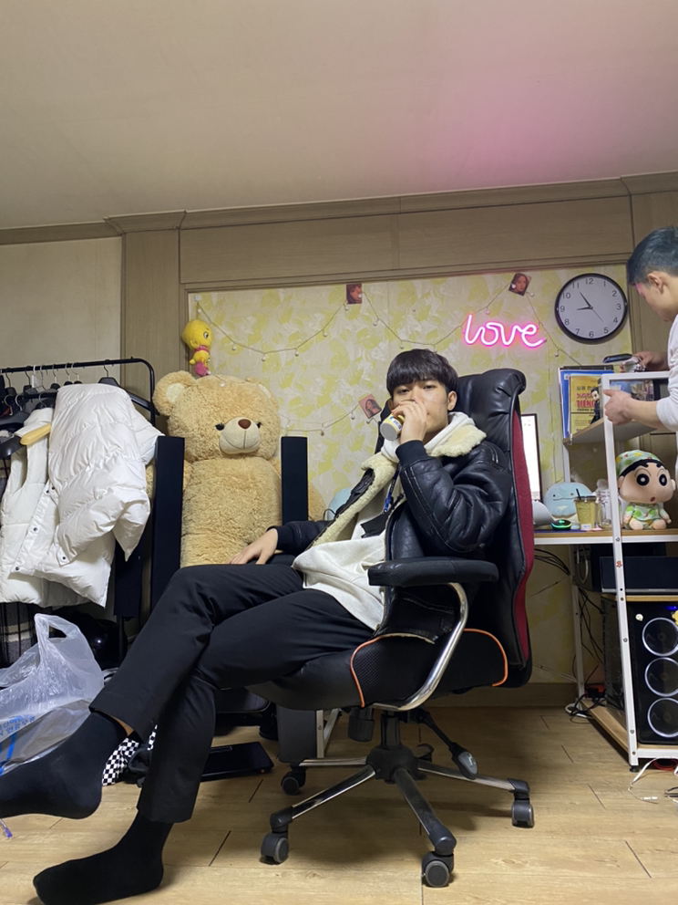 KREAM 프로필 이미지