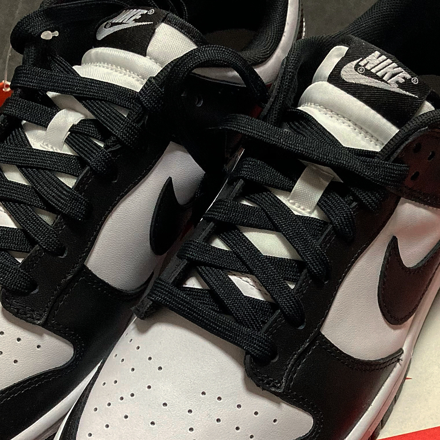 Nike Dunk Low Retro Black 착용 스타일