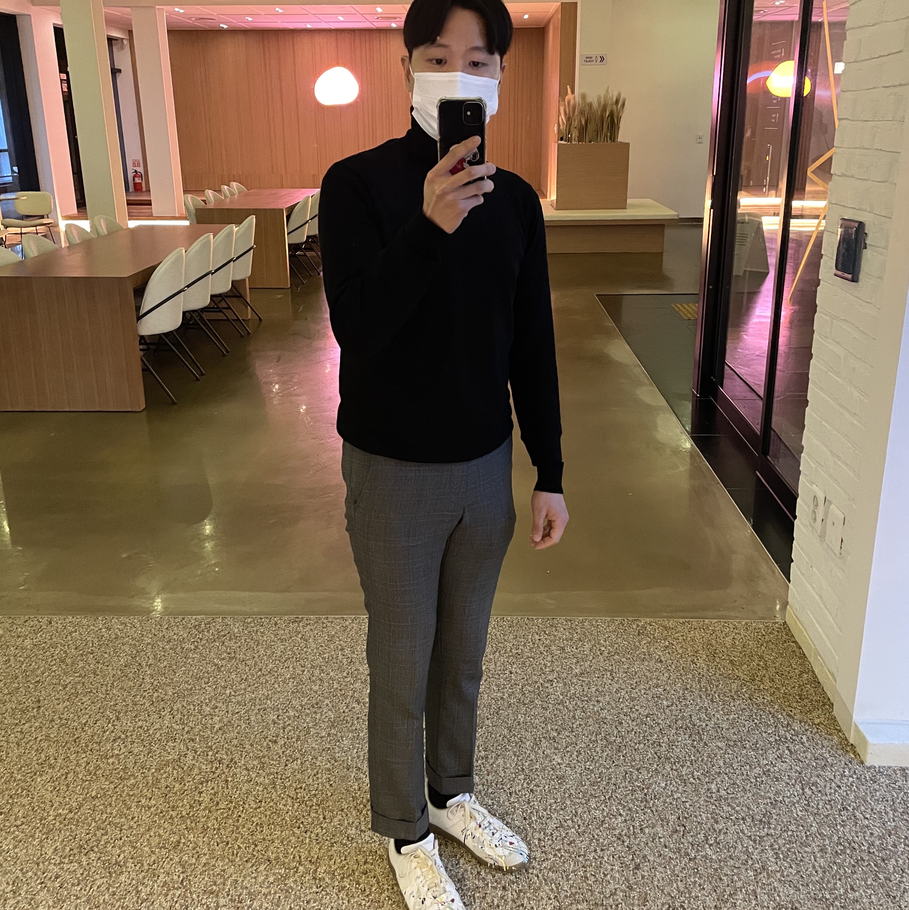 Maison Margiela Replica Paint Drop Sneakers 착용 스타일 - 1