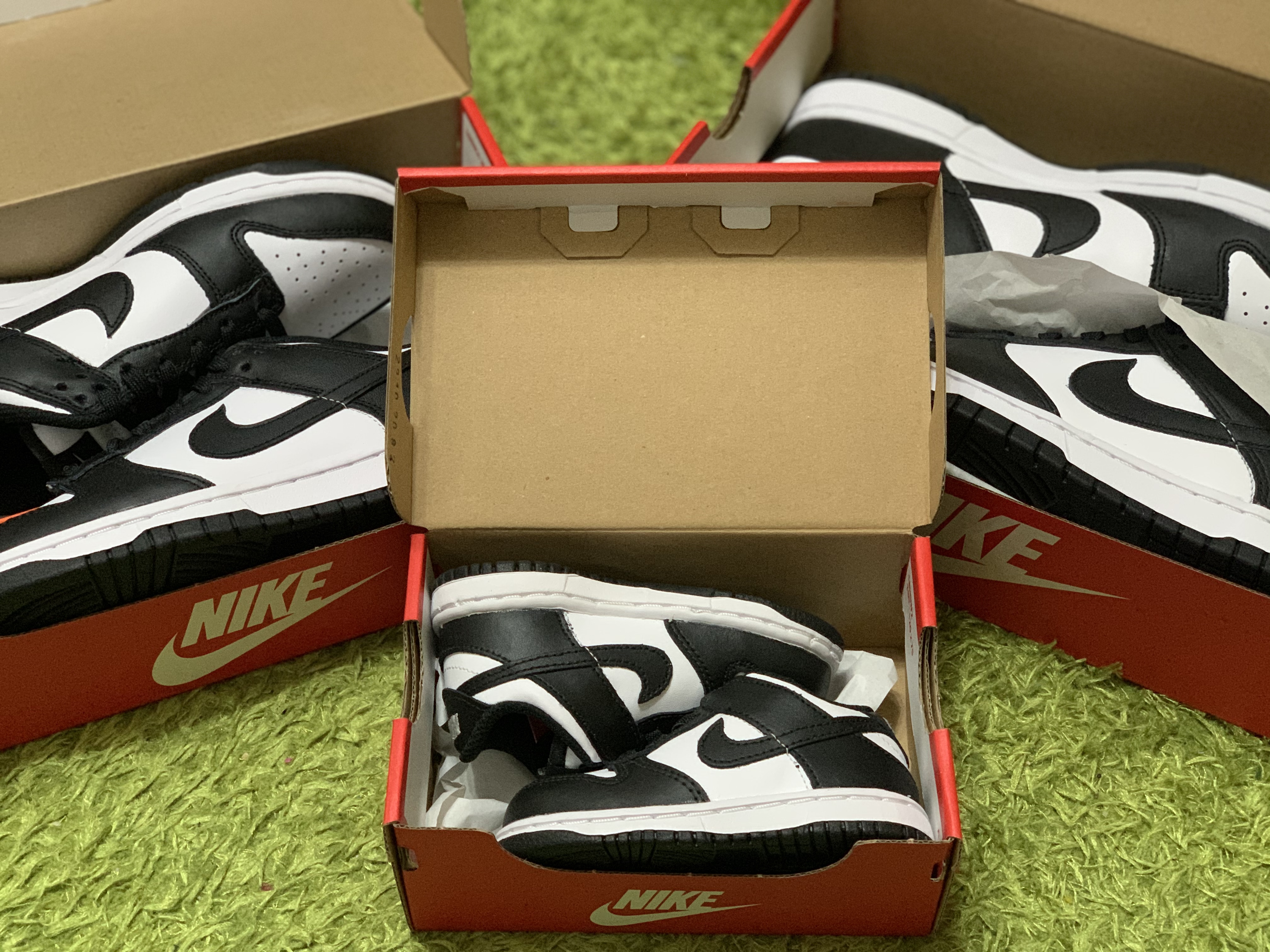 Nike Dunk Low Retro Black, (W) Nike Dunk Low Black 착용 스타일 - 2