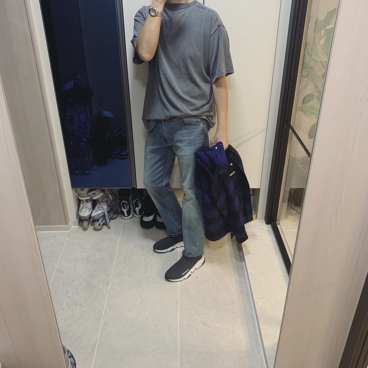 Balenciaga Speed Trainer Grey White Black, Balenciaga Speed 2.0 Trainer Black Knit White Sole 2020 착용 스타일 - 1