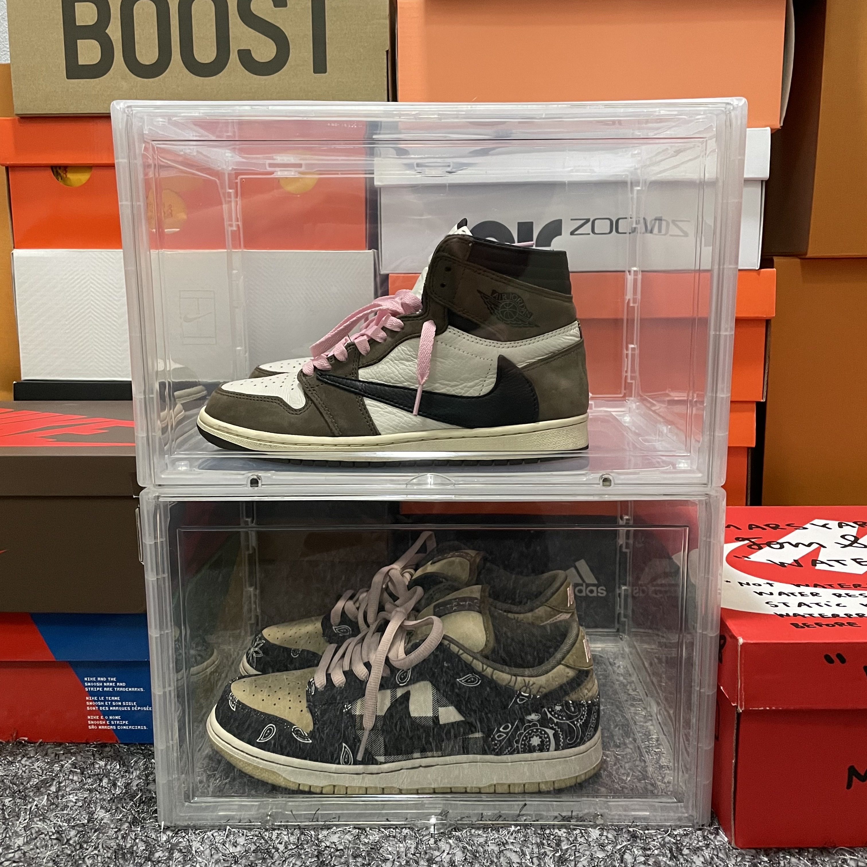Jordan 1 x Travis Scott Retro High OG SP Mocha, Nike x Travis Scott SB Dunk Low 착용 스타일