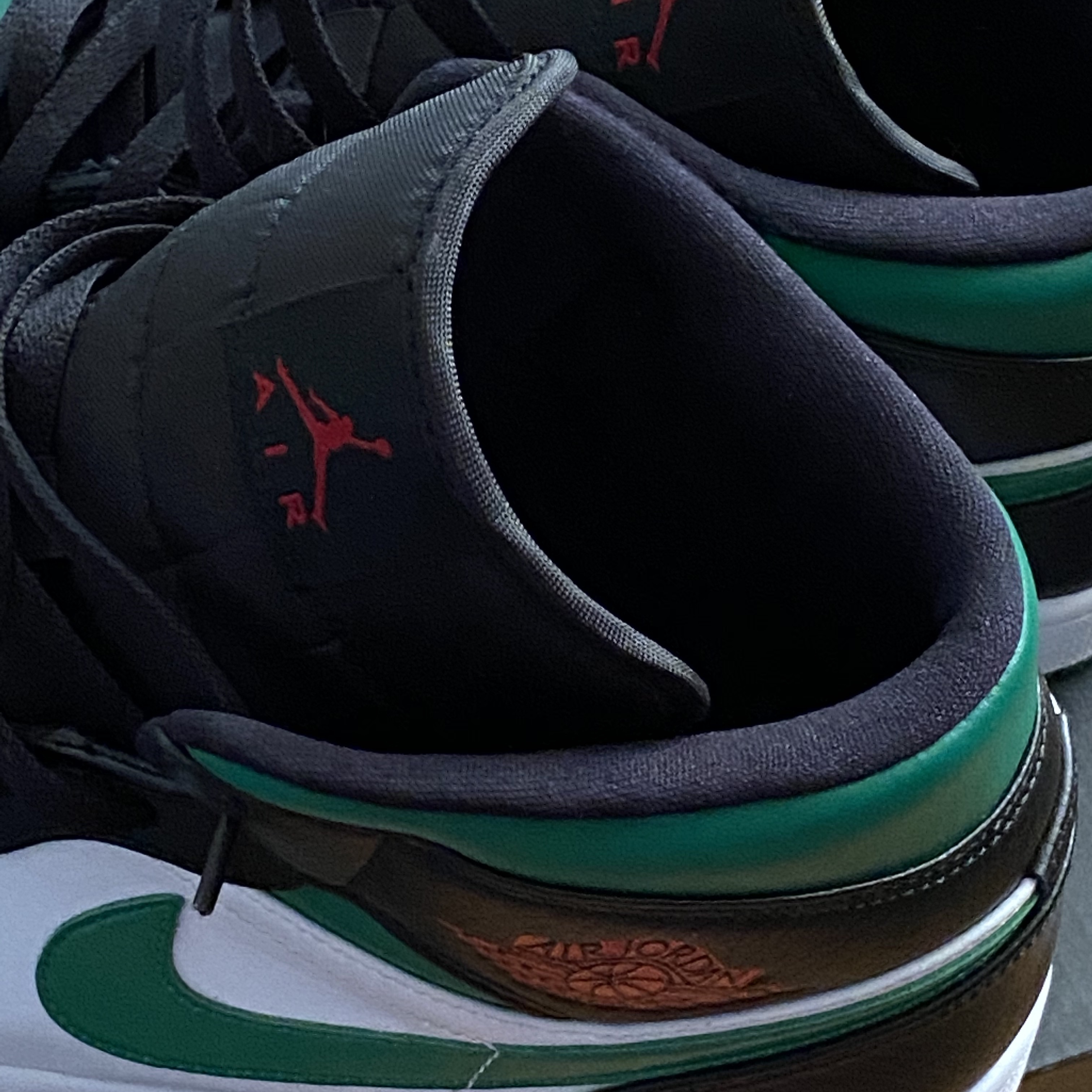 Jordan 1 Mid Green Toe 착용 스타일