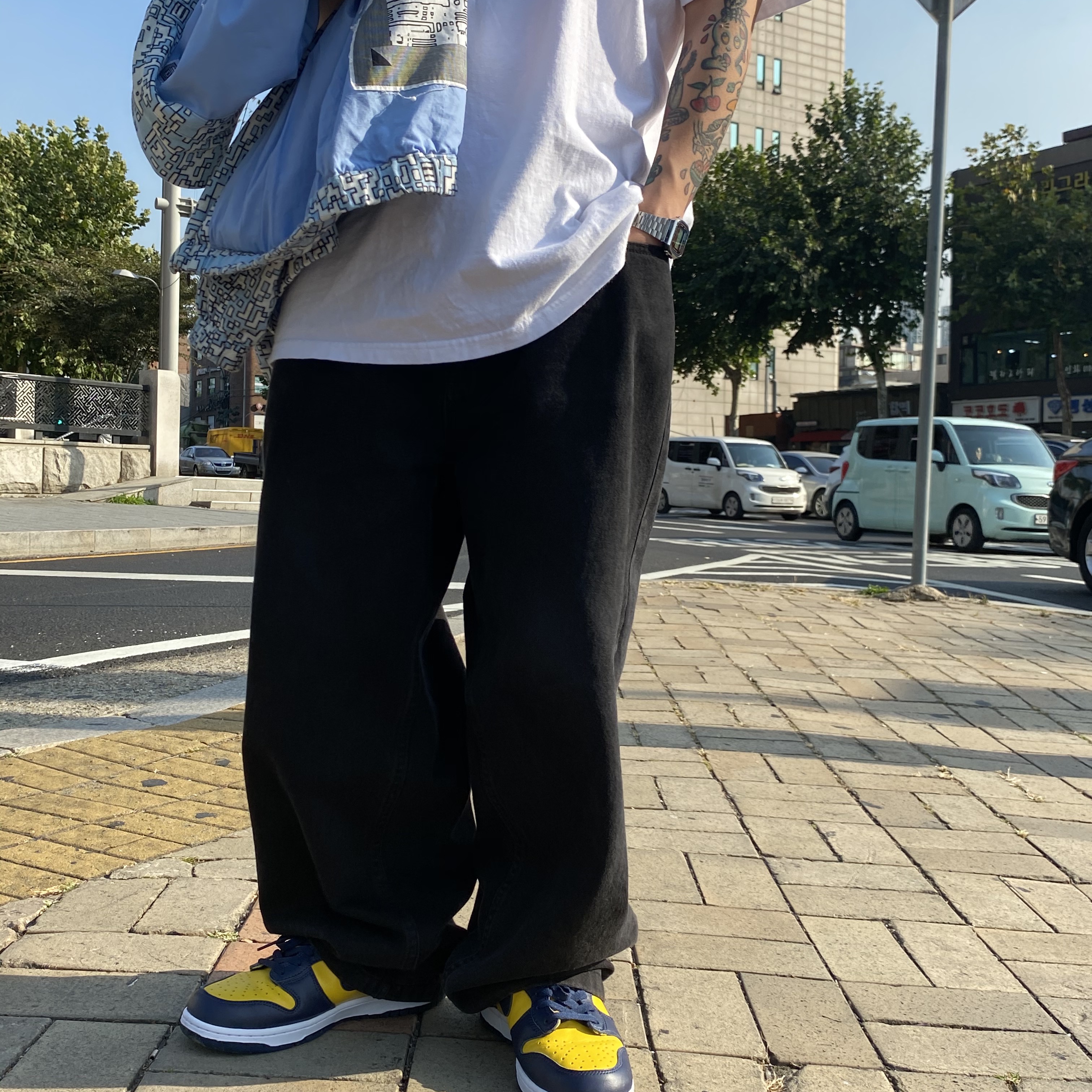 Nike Dunk High SP Maize & Blue 착용 스타일