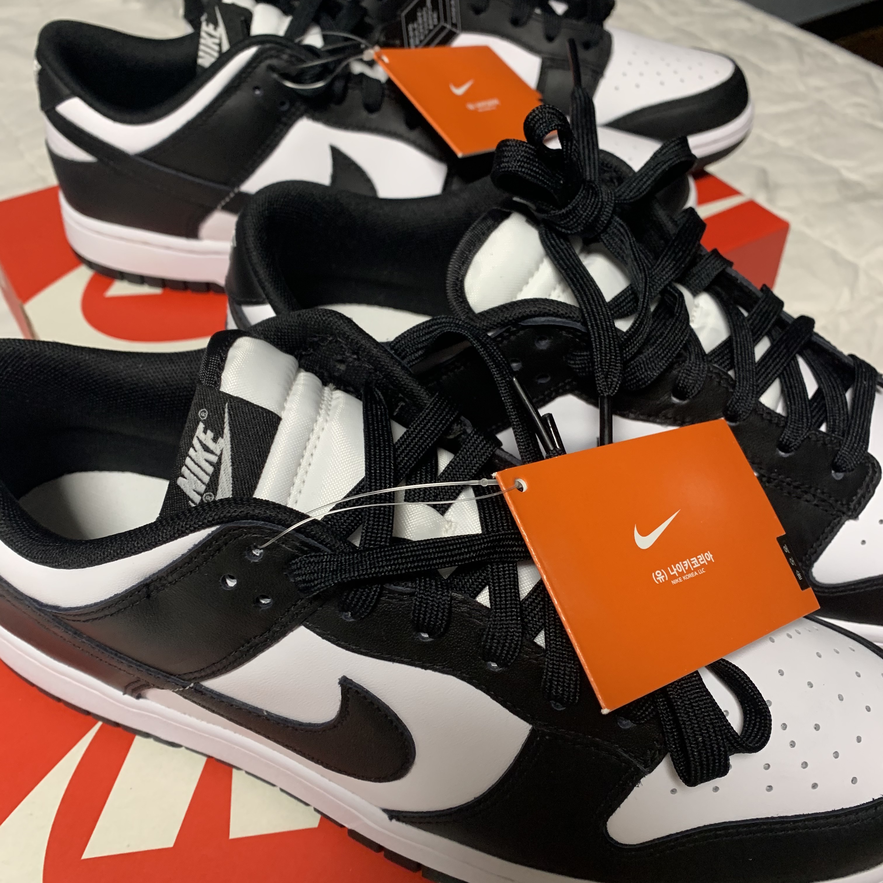 Nike Dunk Low Retro Black 착용 스타일