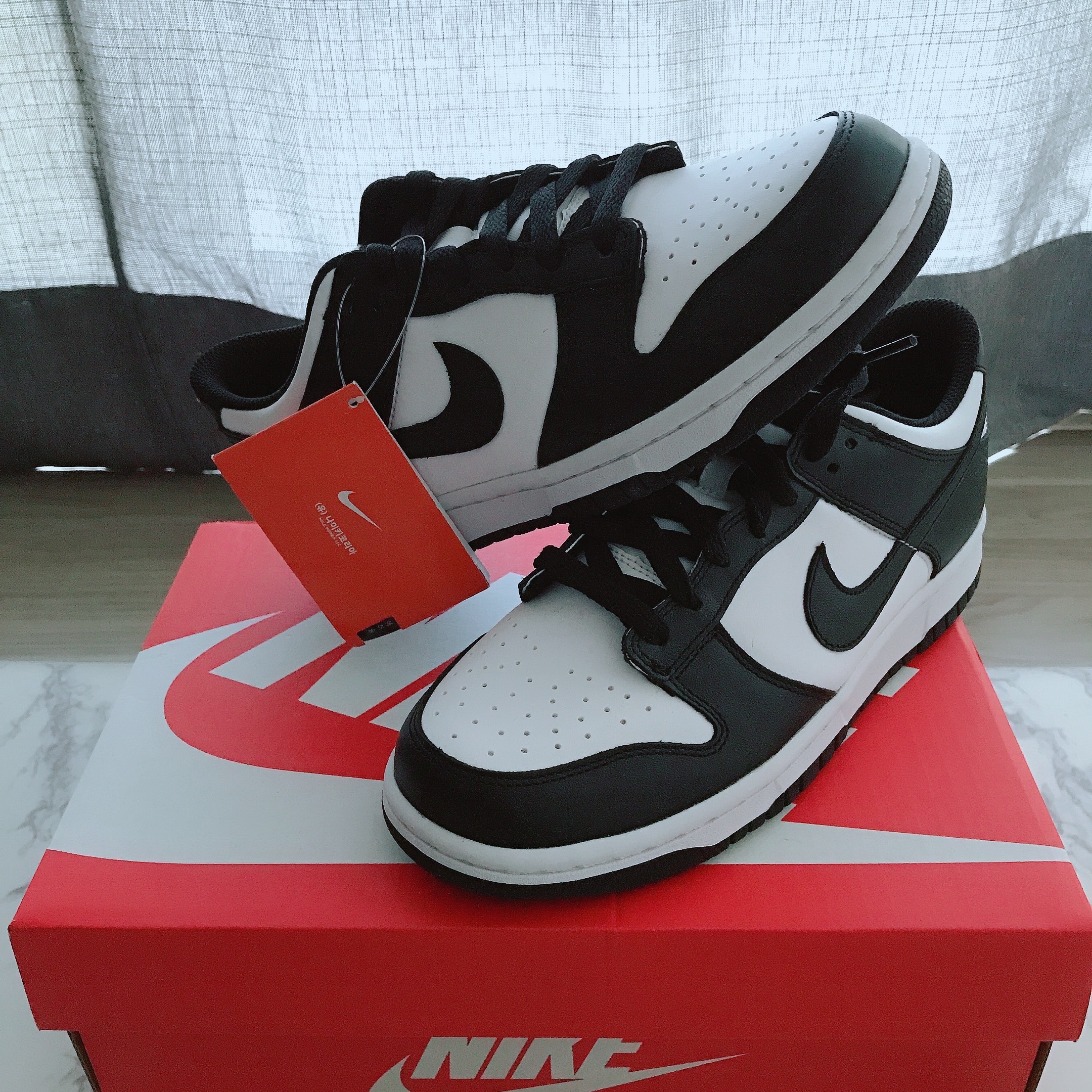 (GS) Nike Dunk Low Black 착용 스타일 - 2