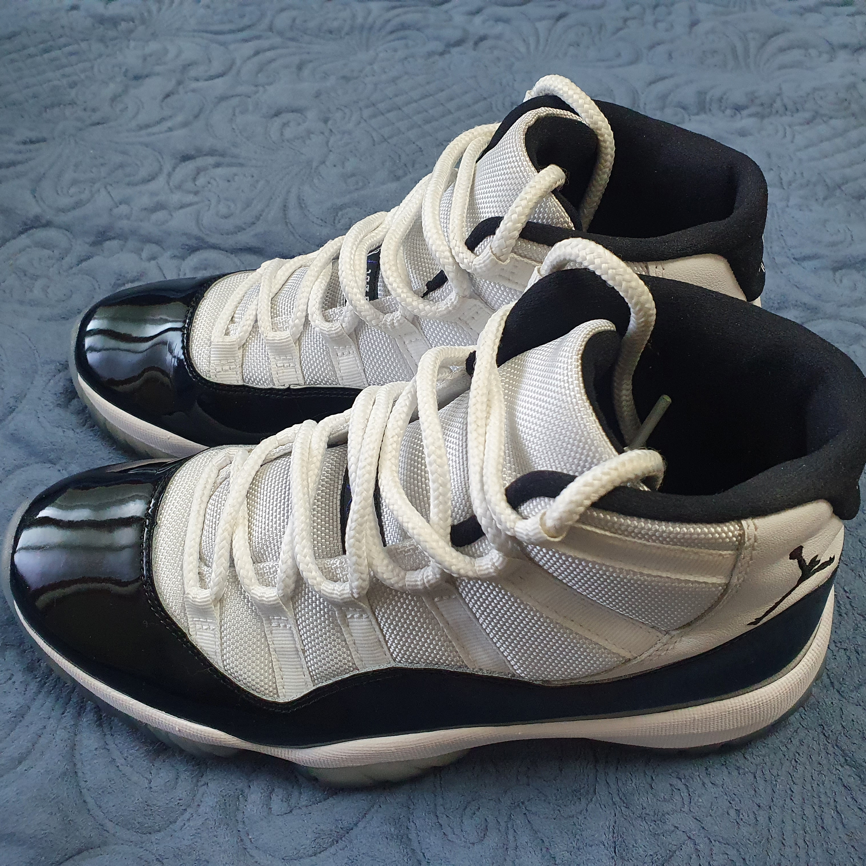Jordan 11 Retro Concord 2018 착용 스타일 - 3