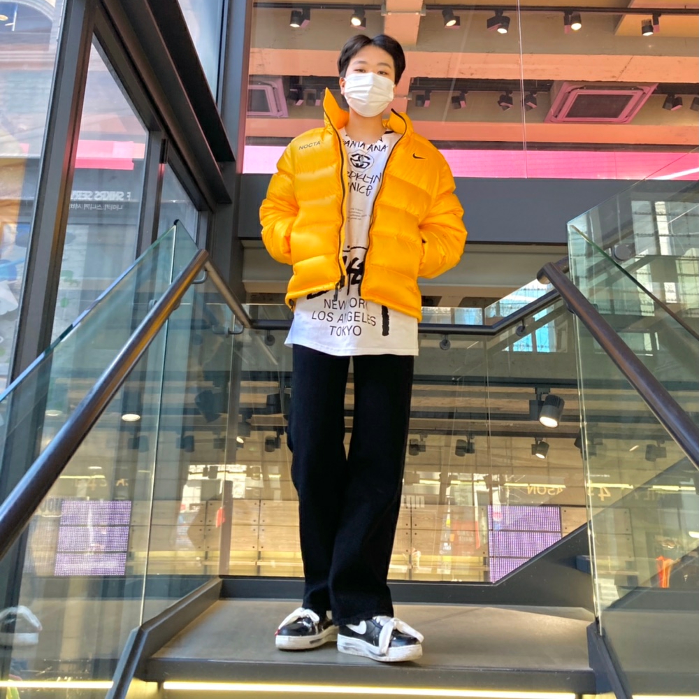 Nike x Drake Nocta Puffer Jacket University Gold - US/EU, Nike x Drake Nocta Puffer Jacket University Gold - Asia 착용 스타일 - 4