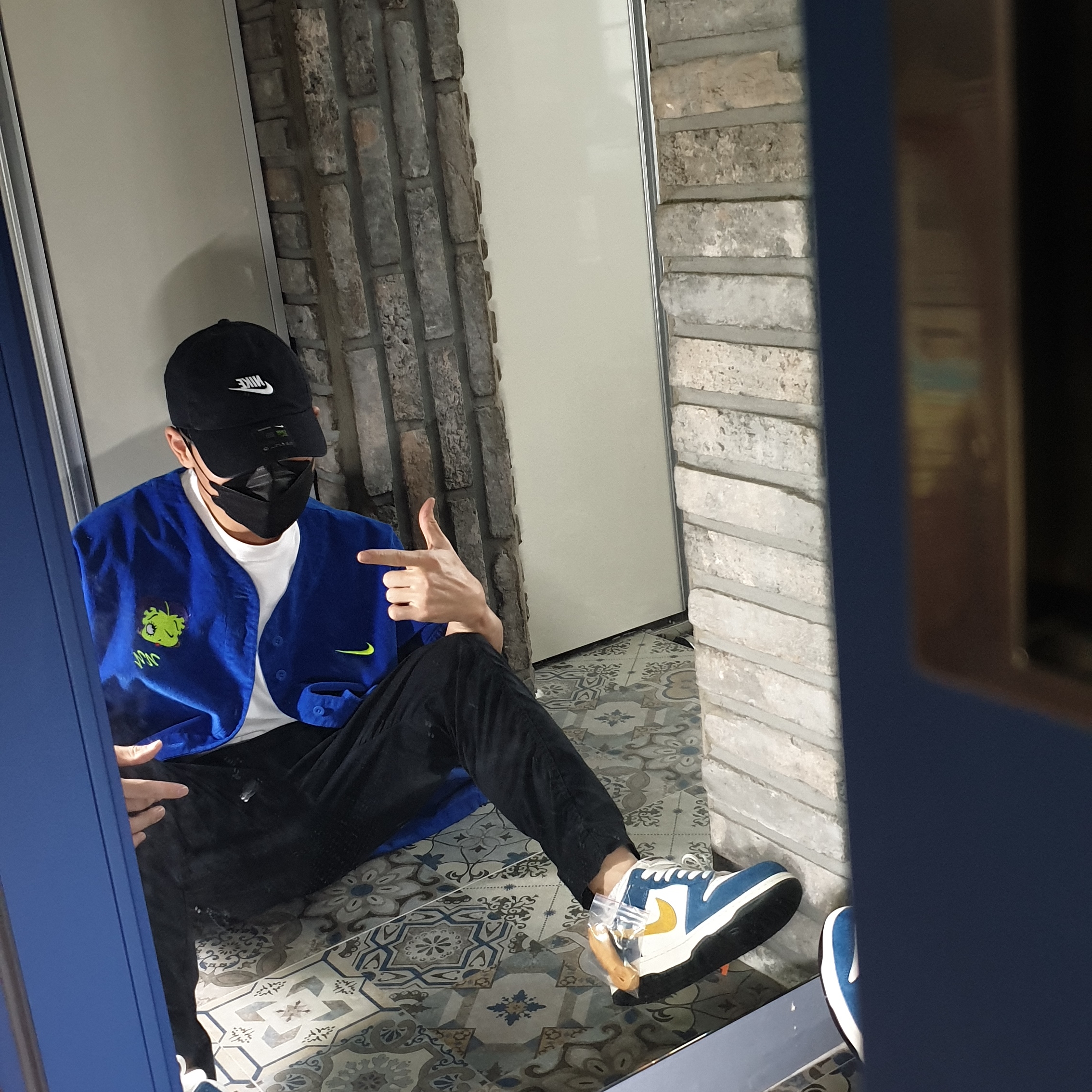 Nike x Kasina Dunk Low 80's Bus 착용 스타일
