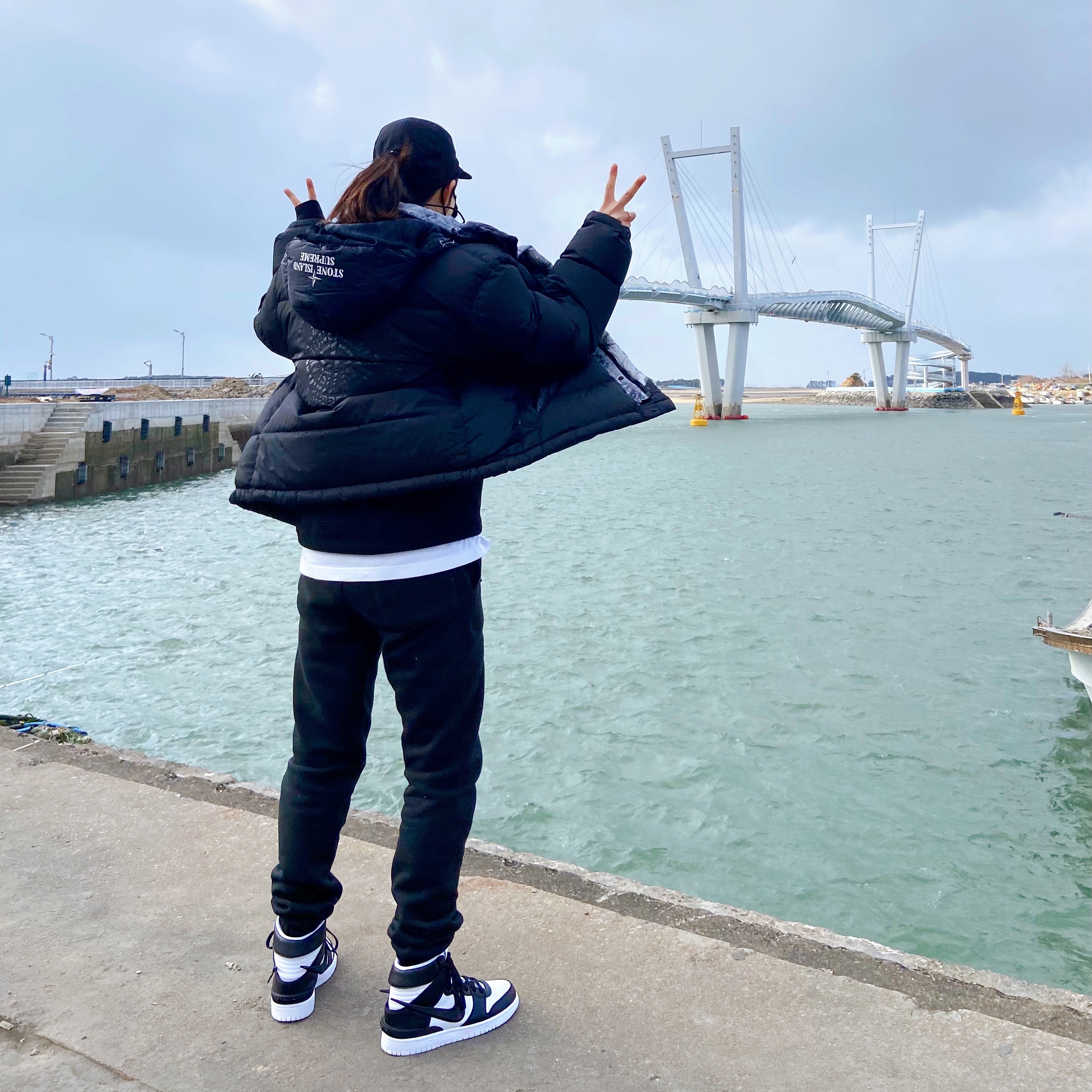 Nike x Ambush Dunk High Black, Supreme x Stone Island Painted Camo Crinkle Down Jacket Black - 20FW 착용 스타일 - 3
