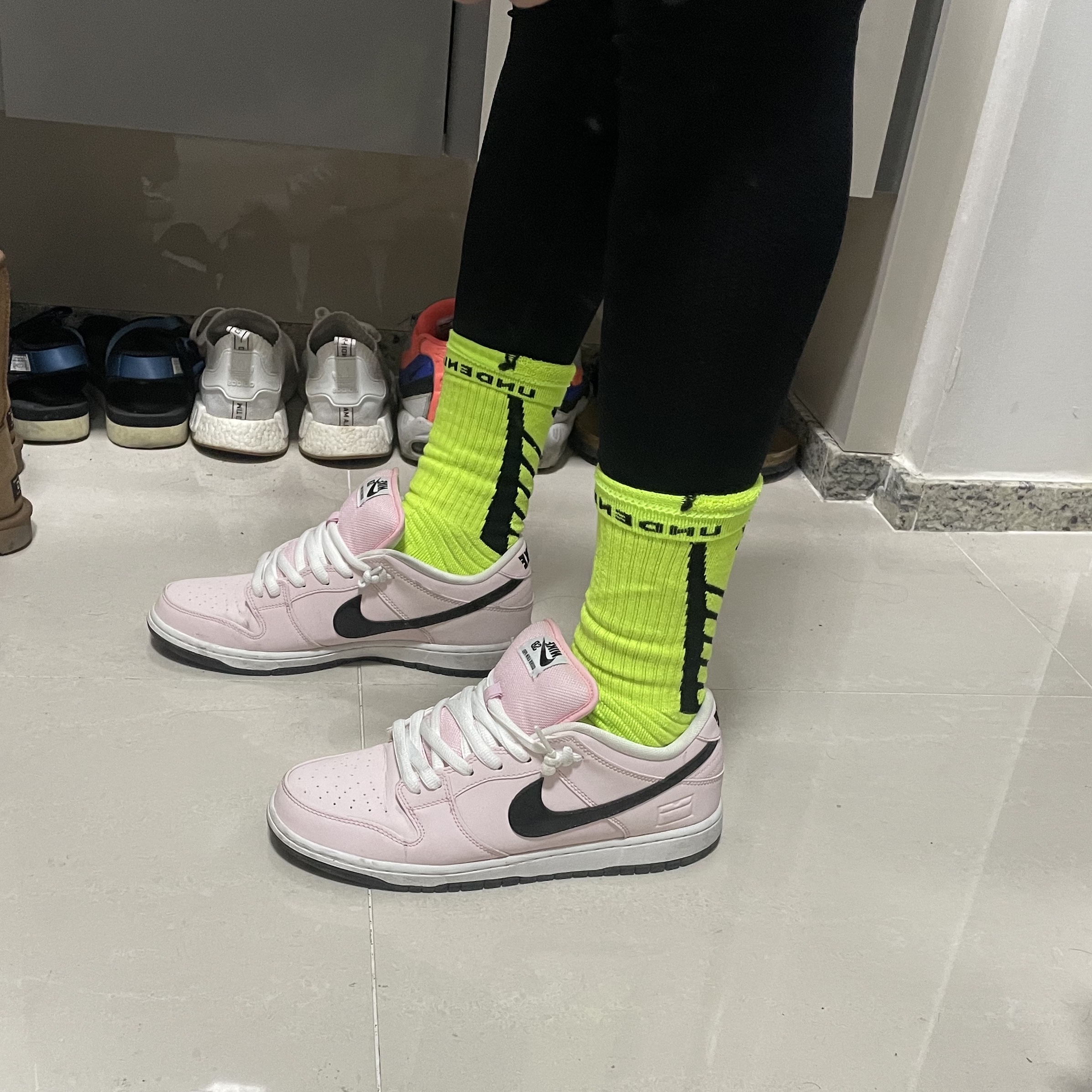 Nike Dunk SB Low Pink Box 착용 스타일