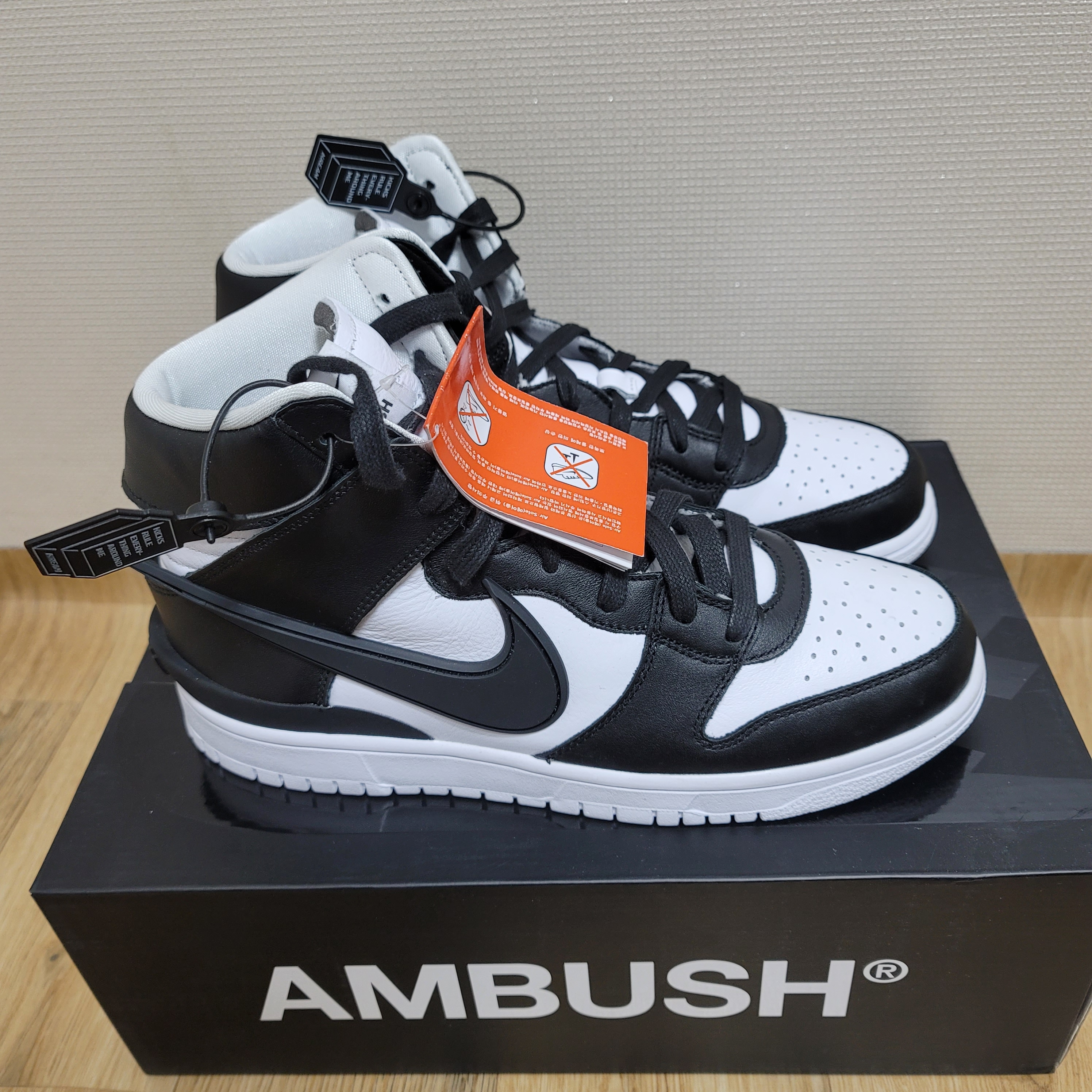 Nike x Ambush Dunk High Black 착용 스타일 - 3