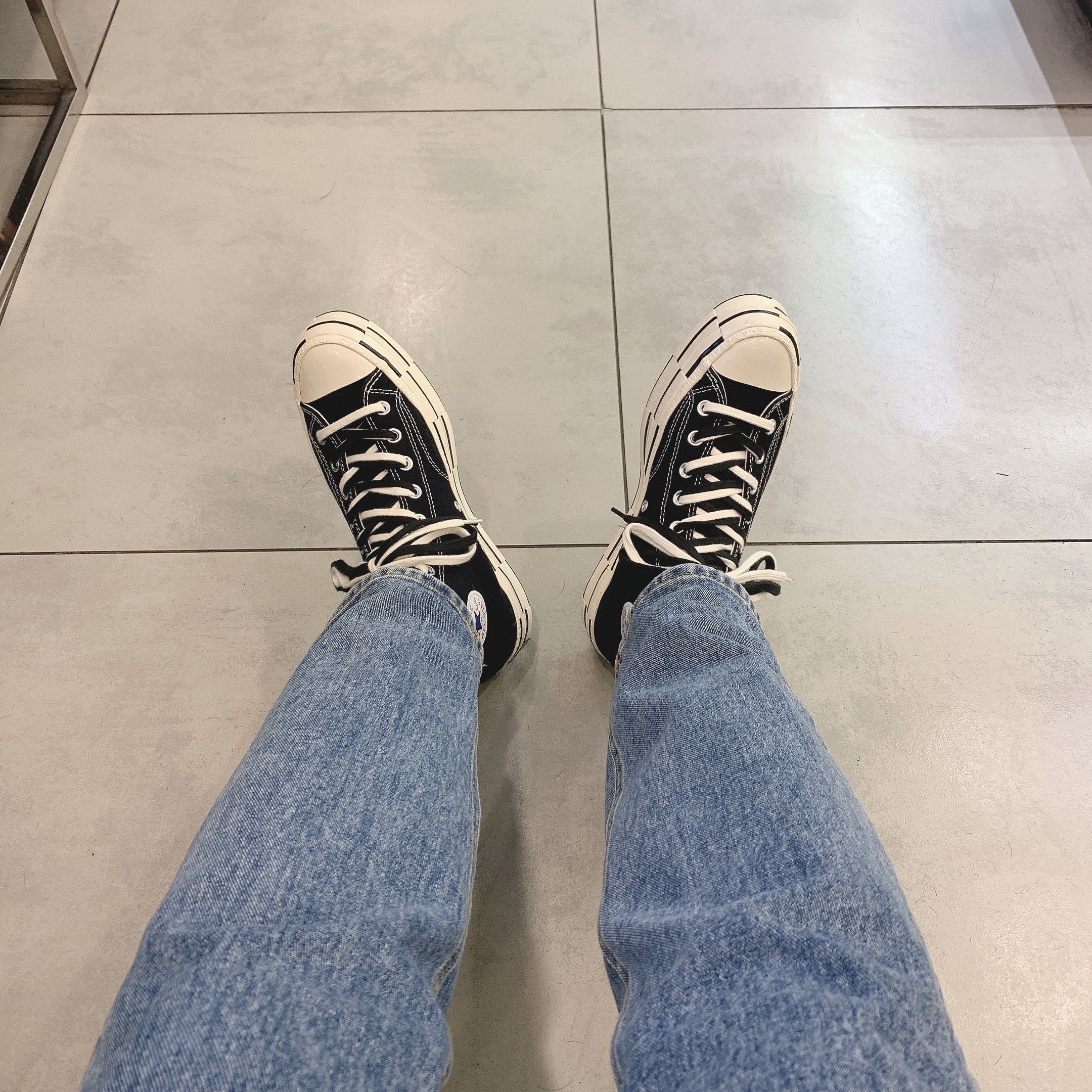 Converse x Brain Dead Chuck 70 Hi Black 착용 스타일 - 2