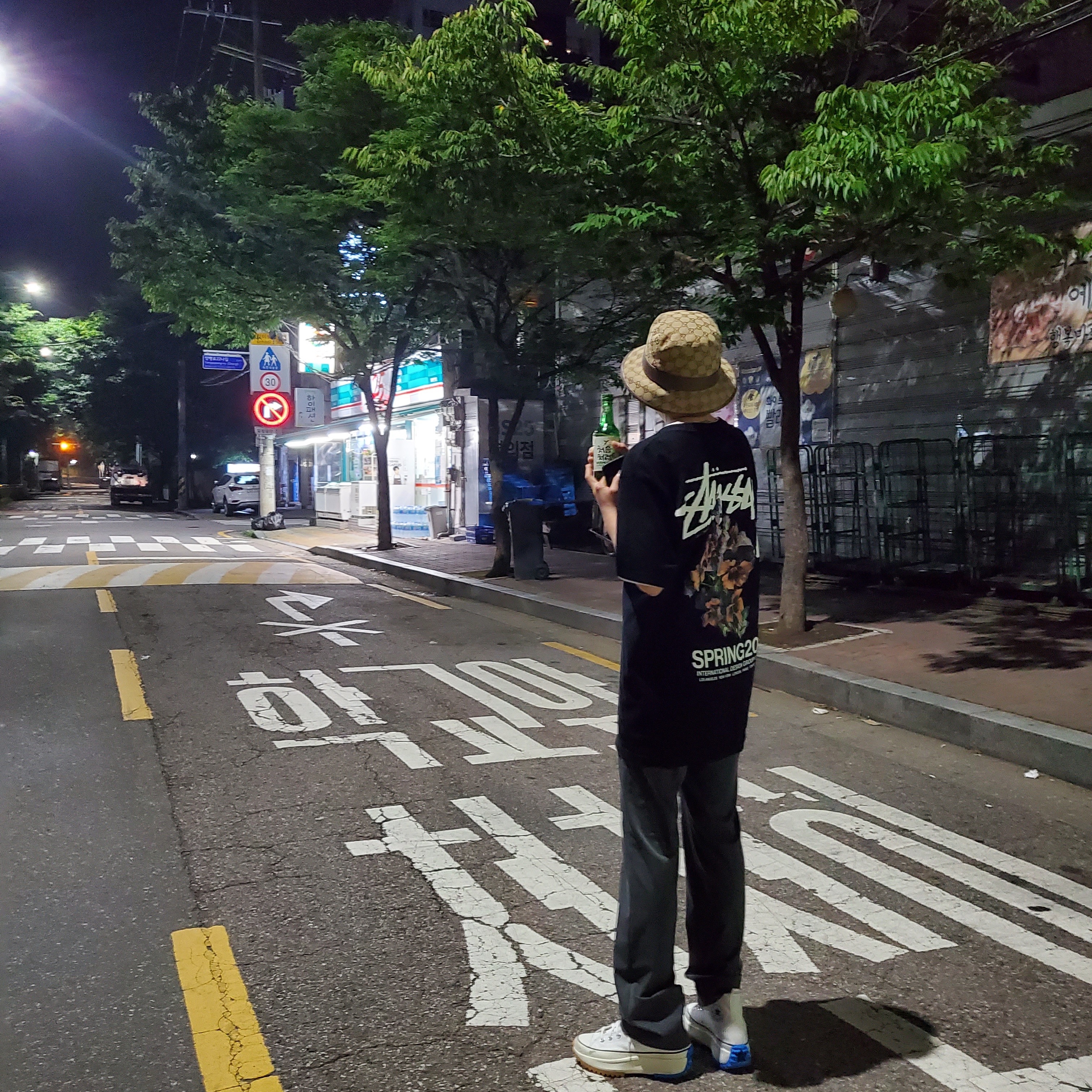 Converse x JW Anderson Run Star Hike Hi White 착용 스타일