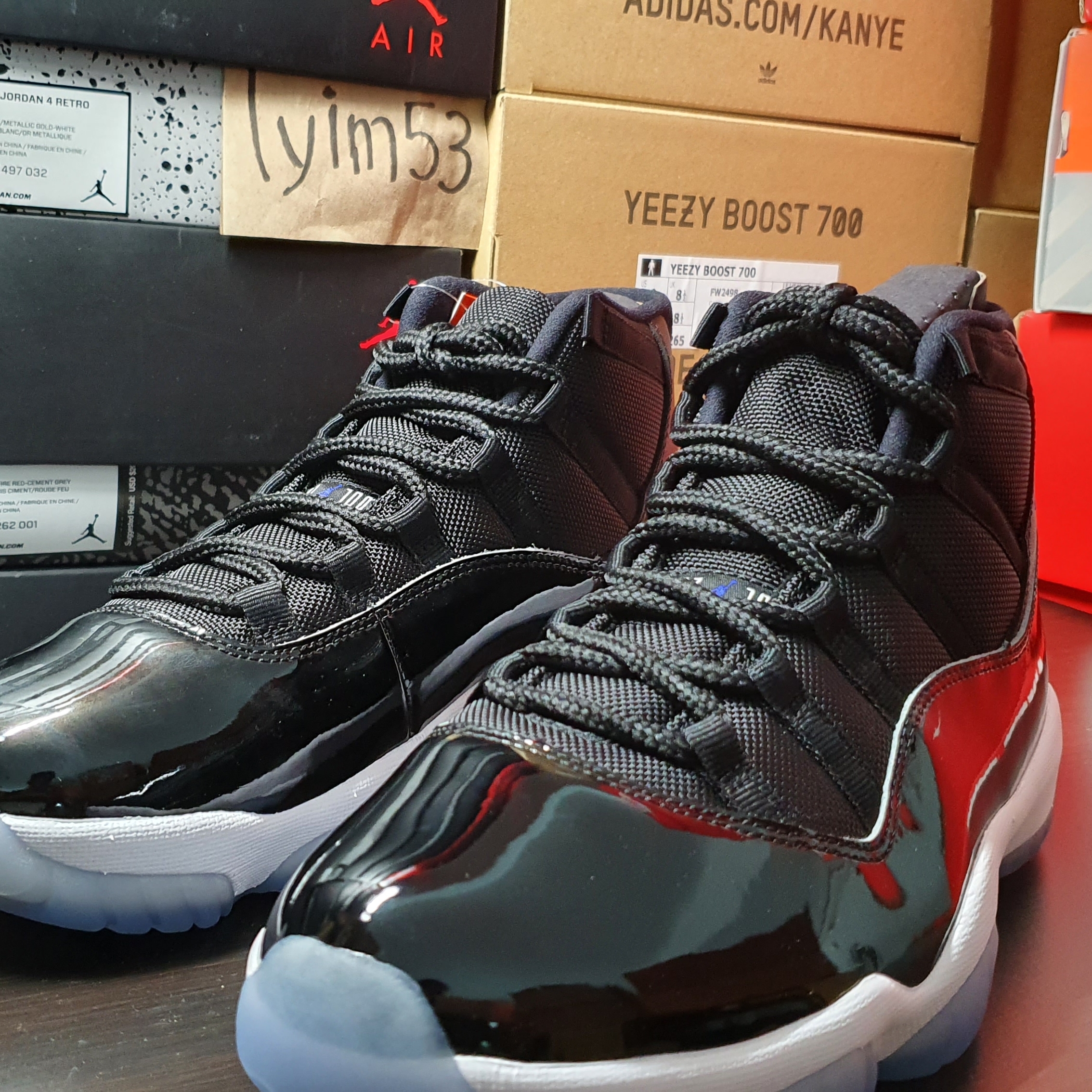 Jordan 11 Retro Space Jam 2016 착용 스타일 - 3