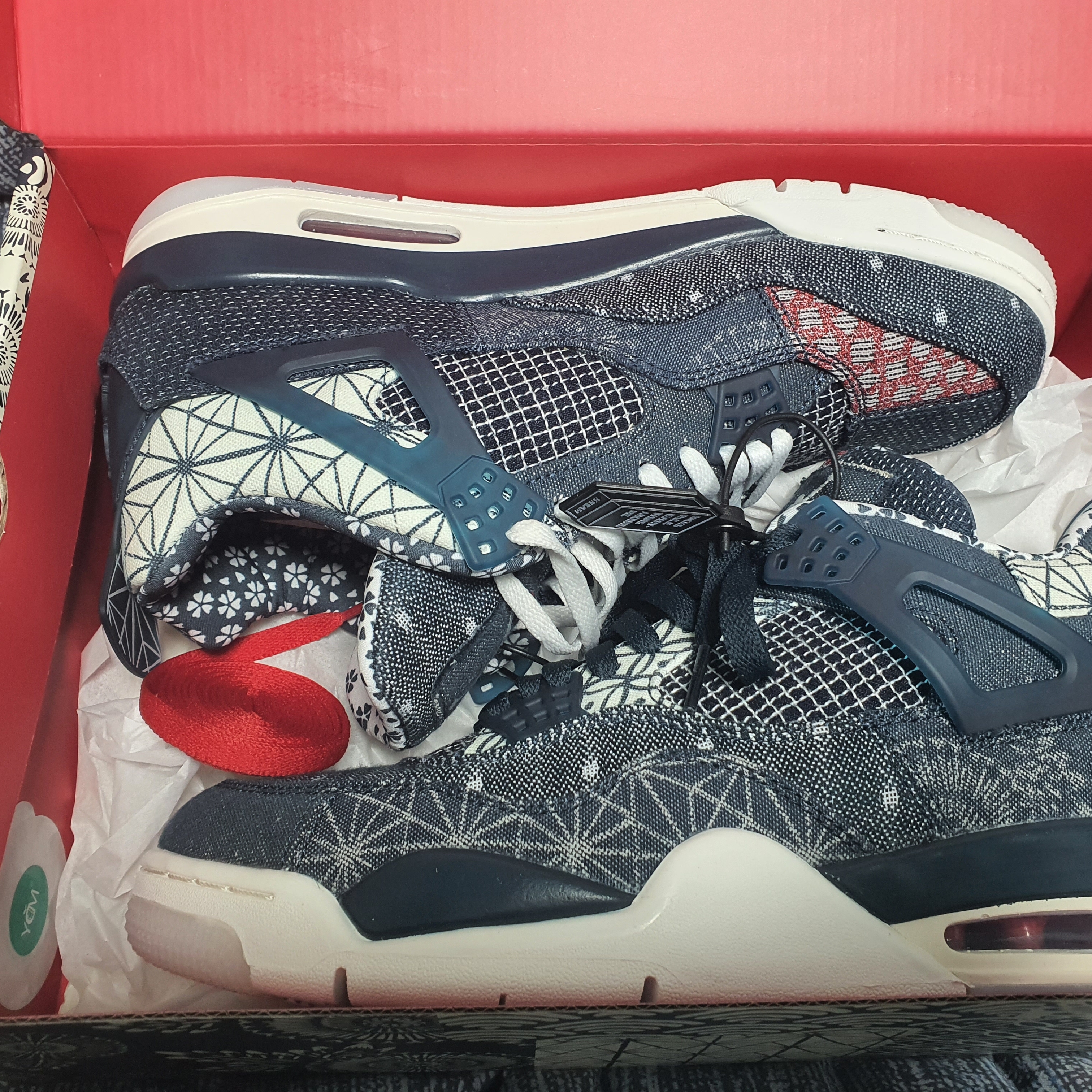 Jordan 4 Retro SE Deep Ocean 착용 스타일