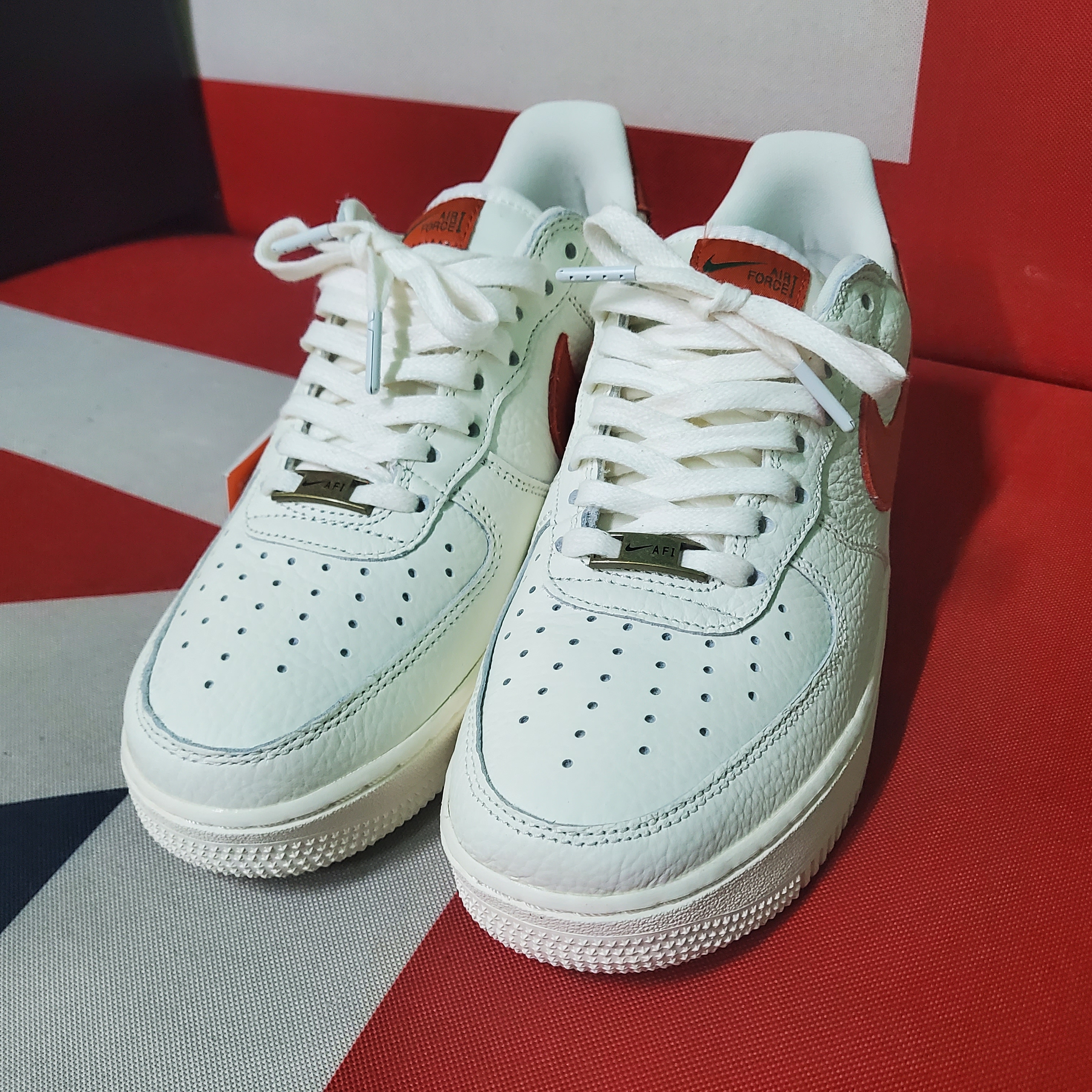 Nike Air Force 1 '07 Craft Mantra Orange 착용 스타일 - 4