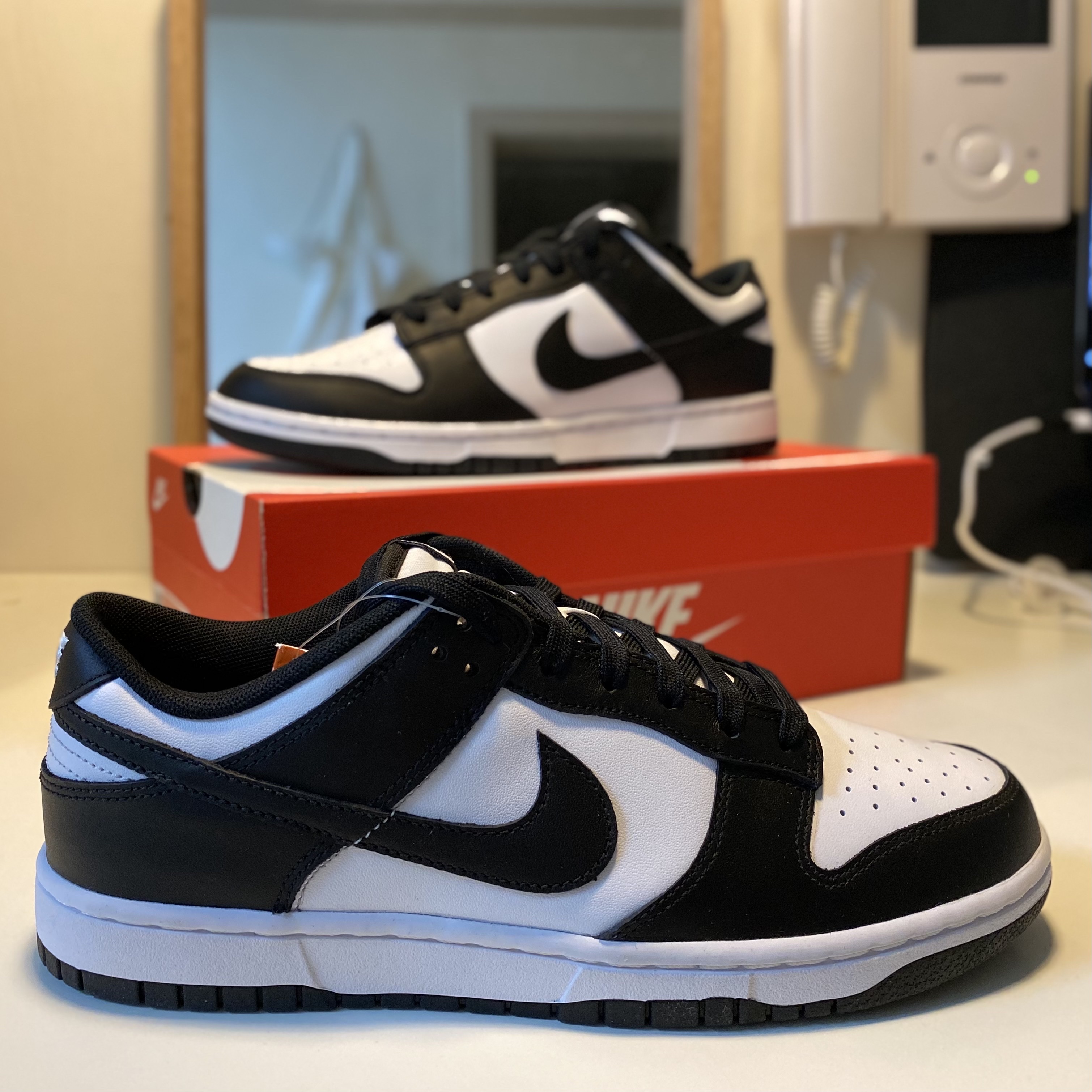 Nike Dunk Low Retro Black 착용 스타일 - 4