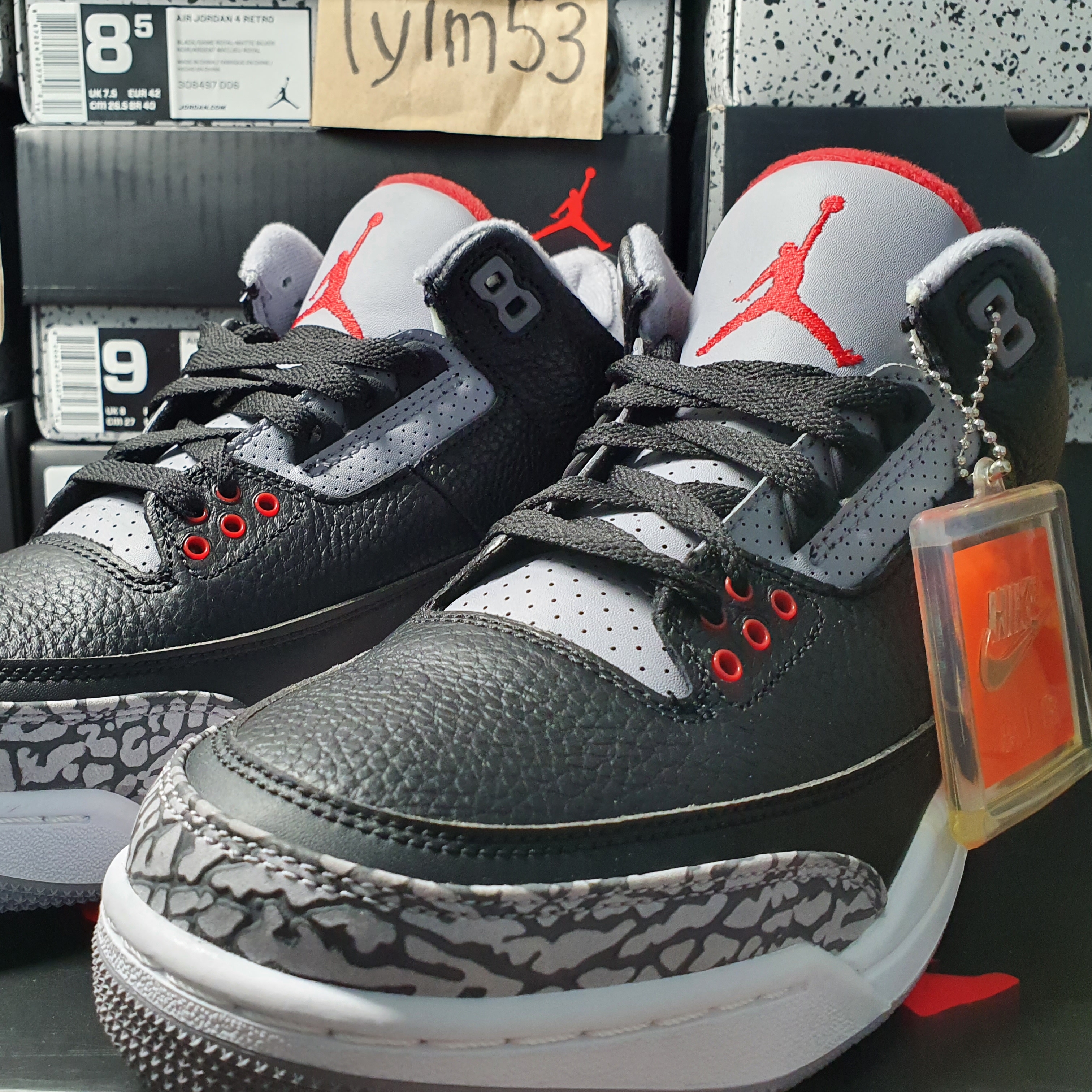 Jordan 3 Retro OG Black Cement 2018 착용 스타일 - 1