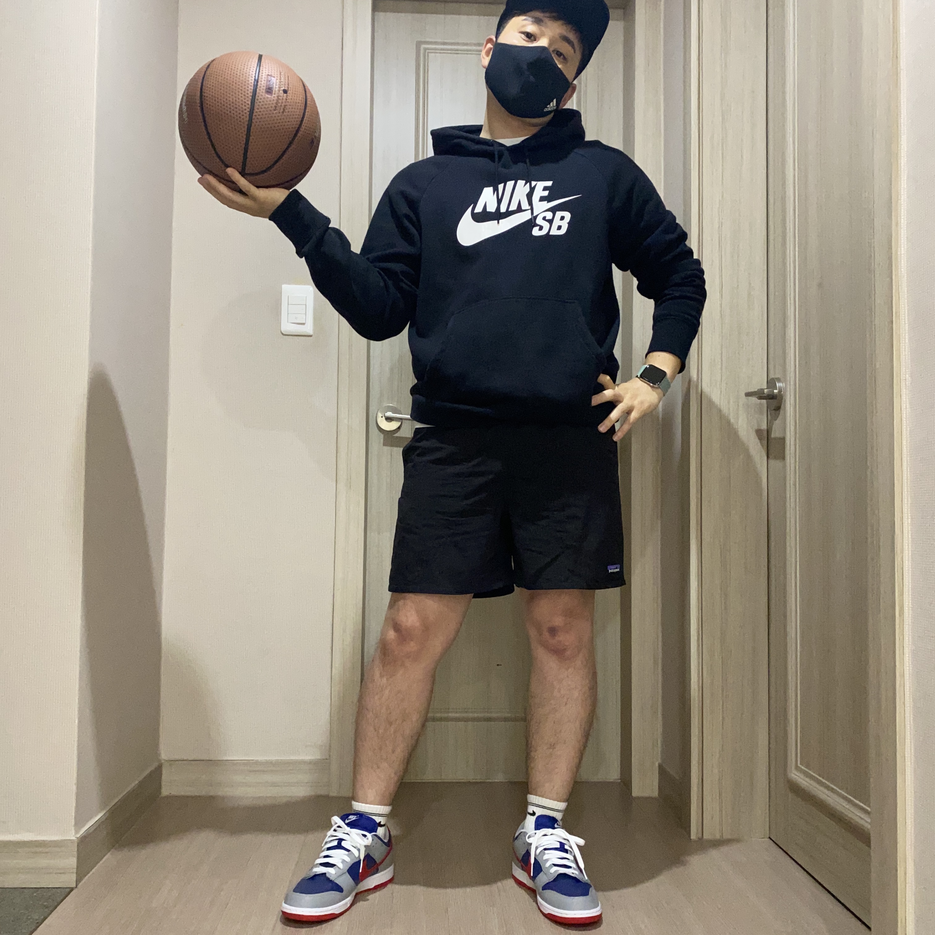 Nike Dunk Low SP Samba 2020 착용 스타일