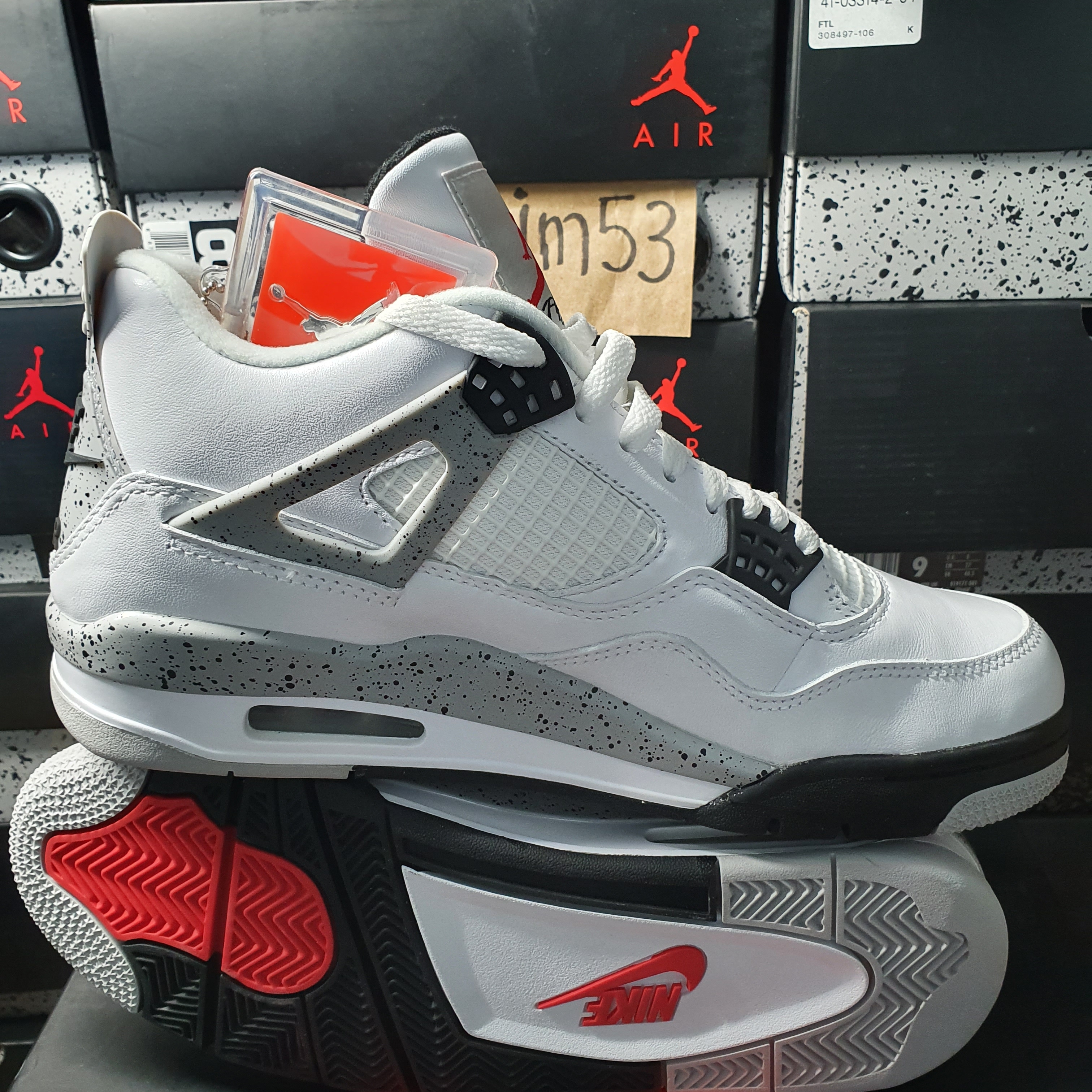 Jordan 4 Retro OG White Cement 2016 착용 스타일 - 3