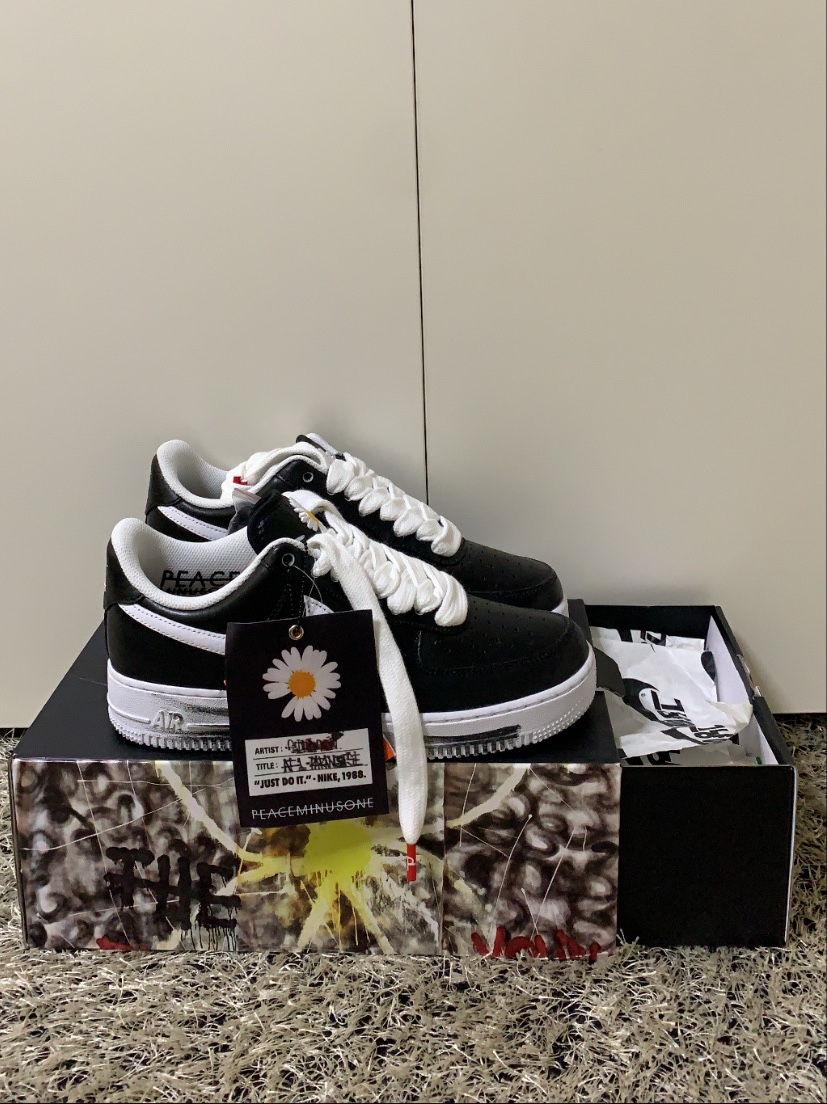 Nike x Peaceminusone Air Force 1 Low Para-Noise 착용 스타일