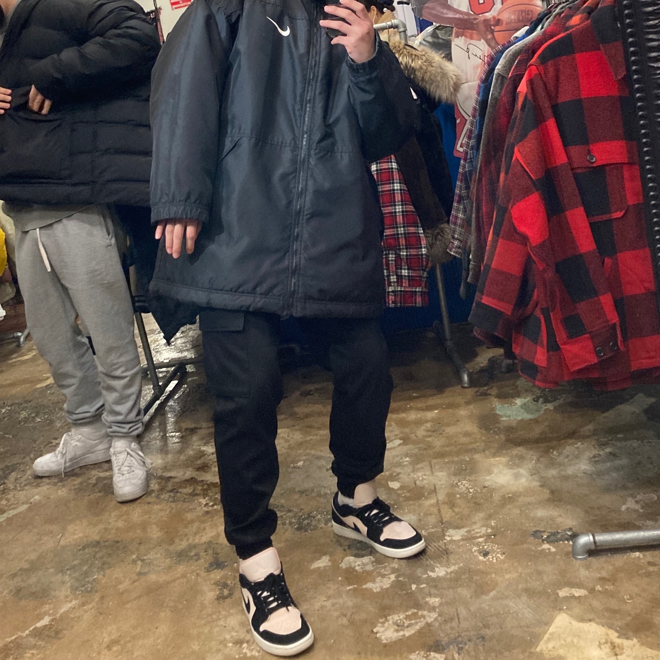 (W) Jordan 1 Low Guava Ice 착용 스타일 - 1