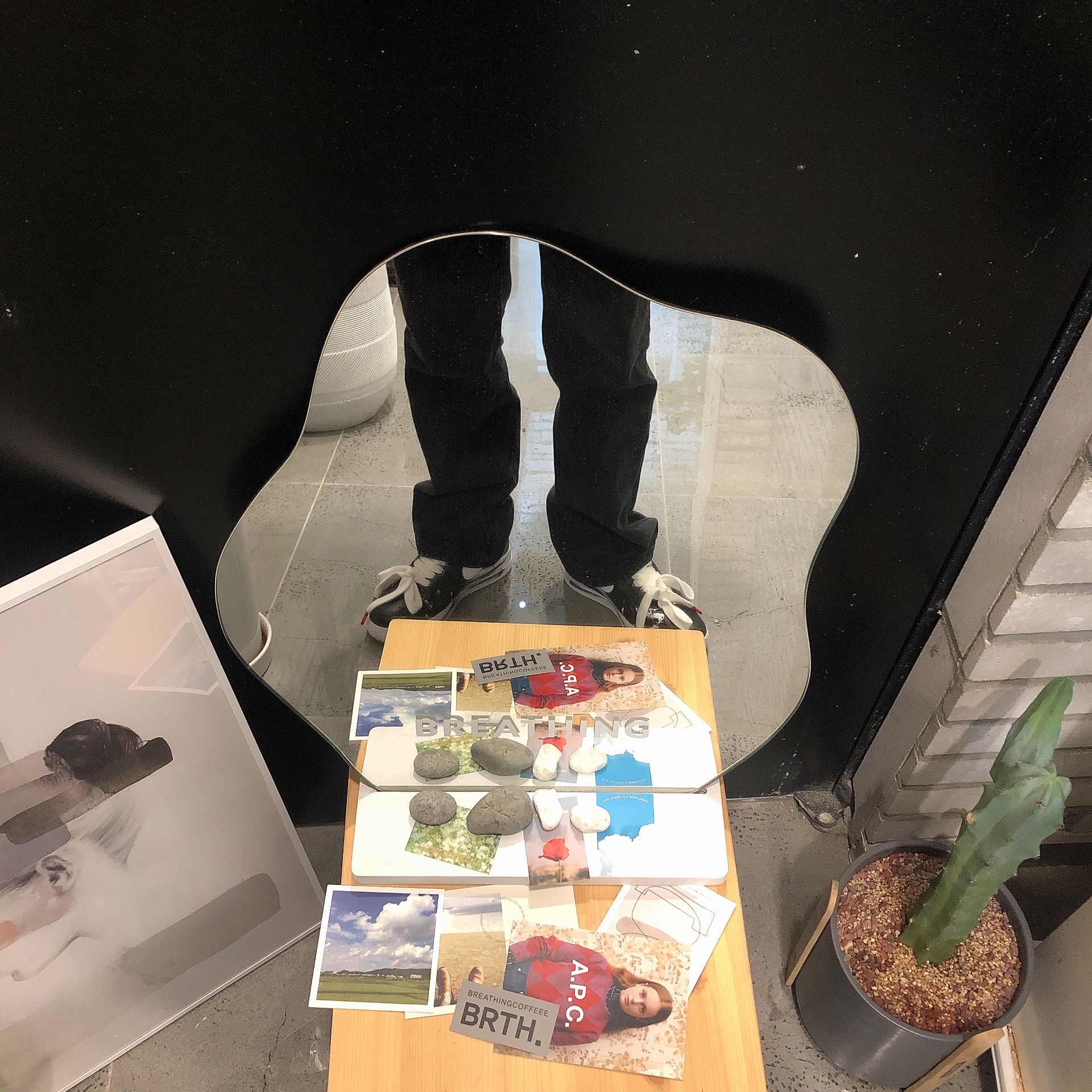 Nike x Peaceminusone Air Force 1 Low Para-Noise 착용 스타일