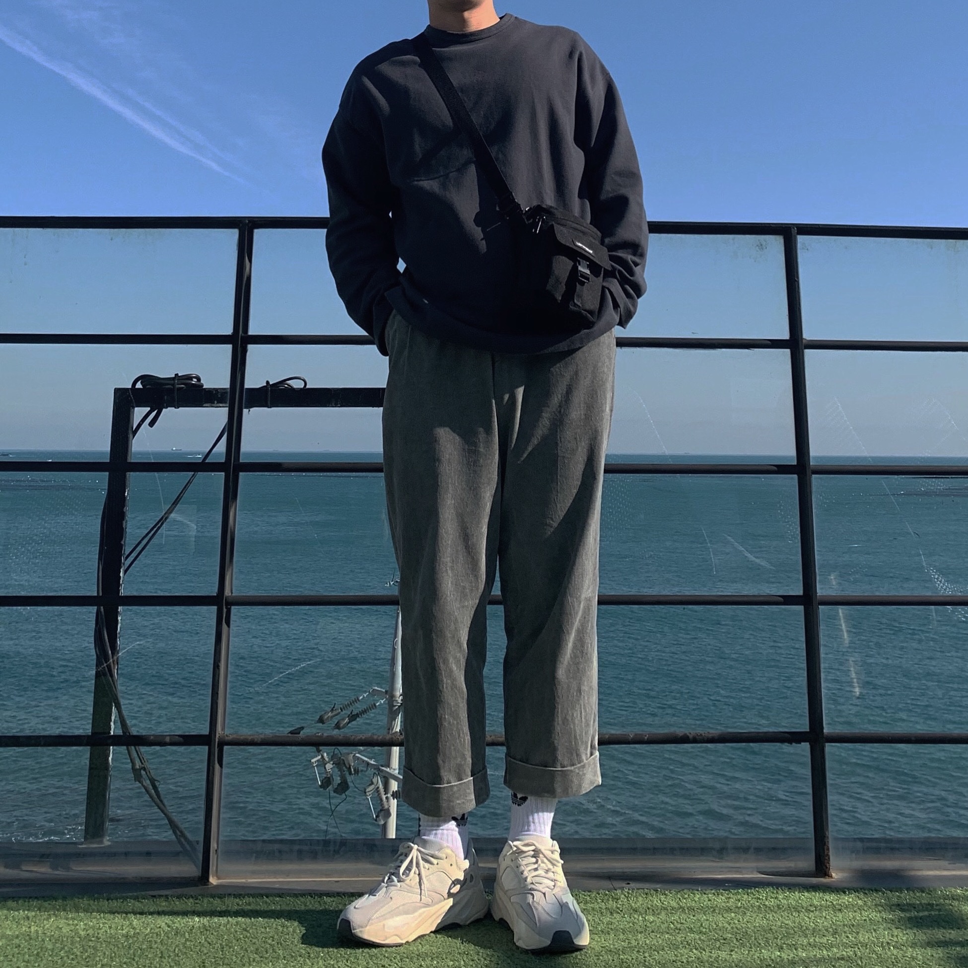 Adidas Yeezy Boost 700 Analog 2019 착용 스타일
