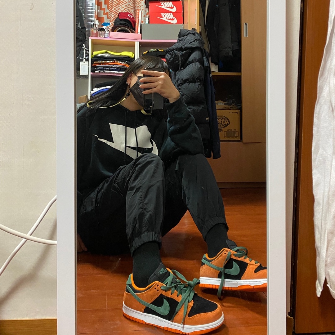 Nike Dunk Low SP Ceramic 착용 스타일