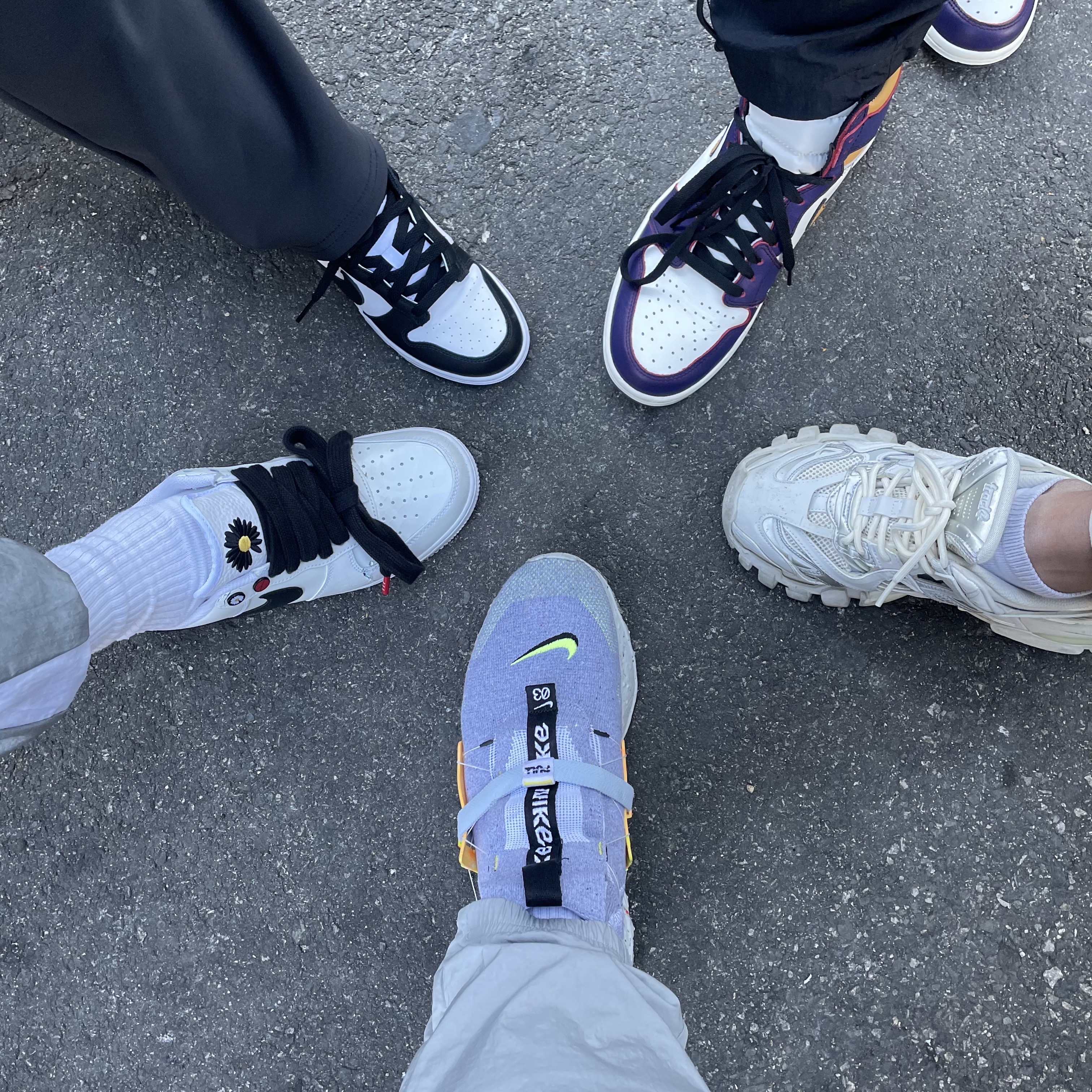 Nike Dunk Low Retro Black, Jordan 1 Retro High OG Defiant SB LA to Chicago 착용 스타일