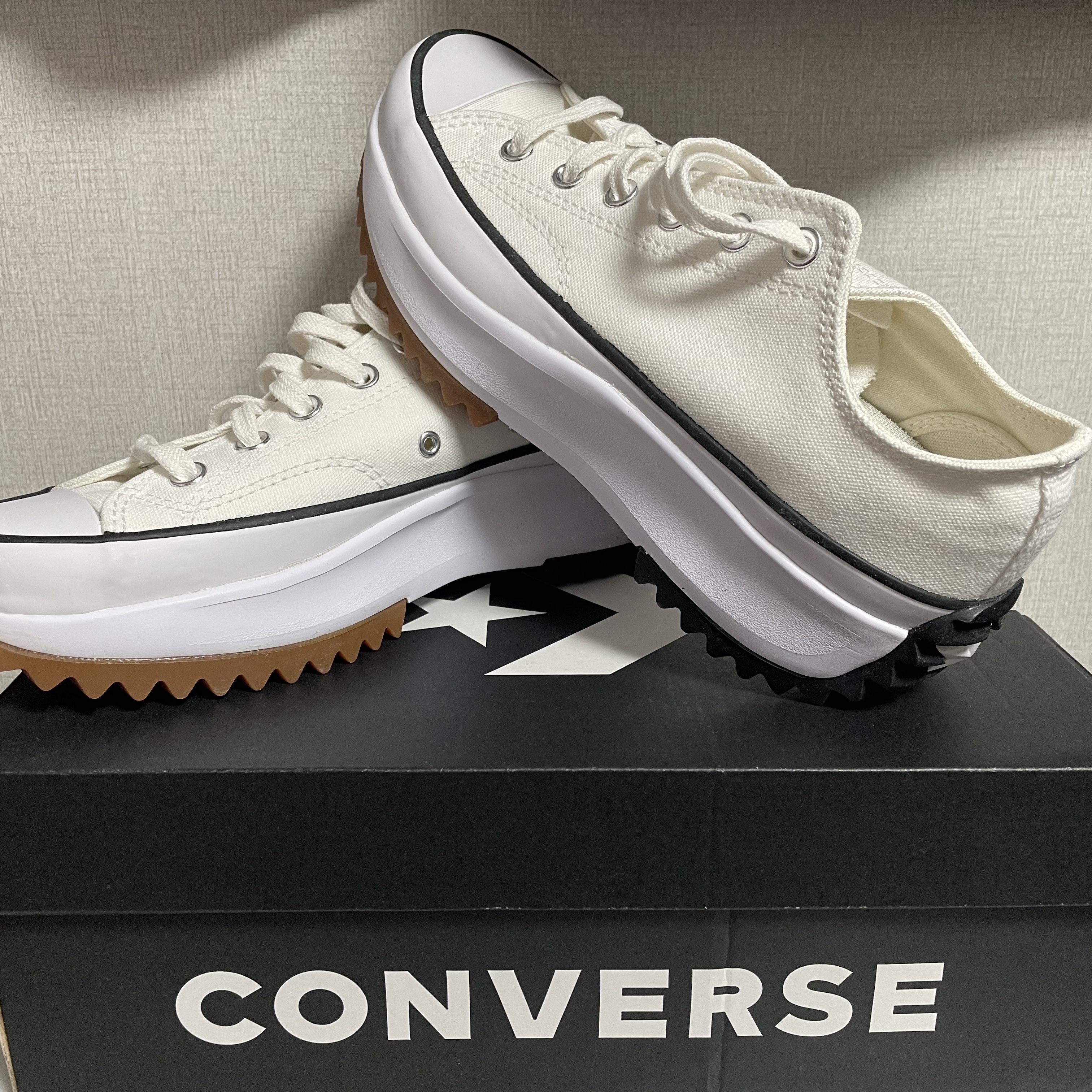 Converse Run Star Hike Low White 착용 스타일