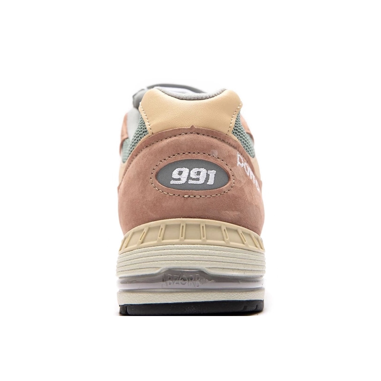 New Balance 991 Made in UK Navy, New Balance 991 Made in UK Grey 착용 스타일 - 4