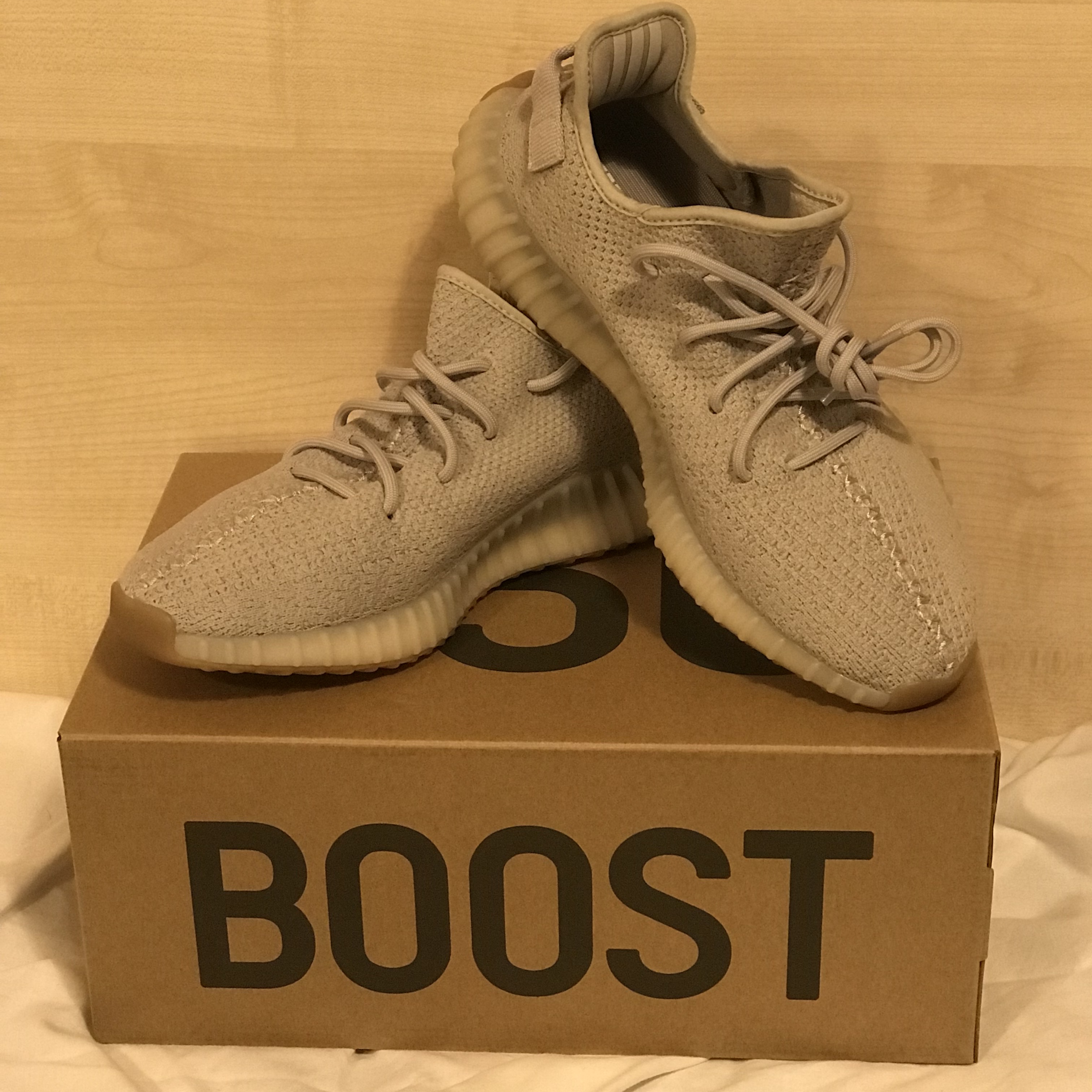 Adidas Yeezy Boost 350 V2 Sesame 2018 착용 스타일