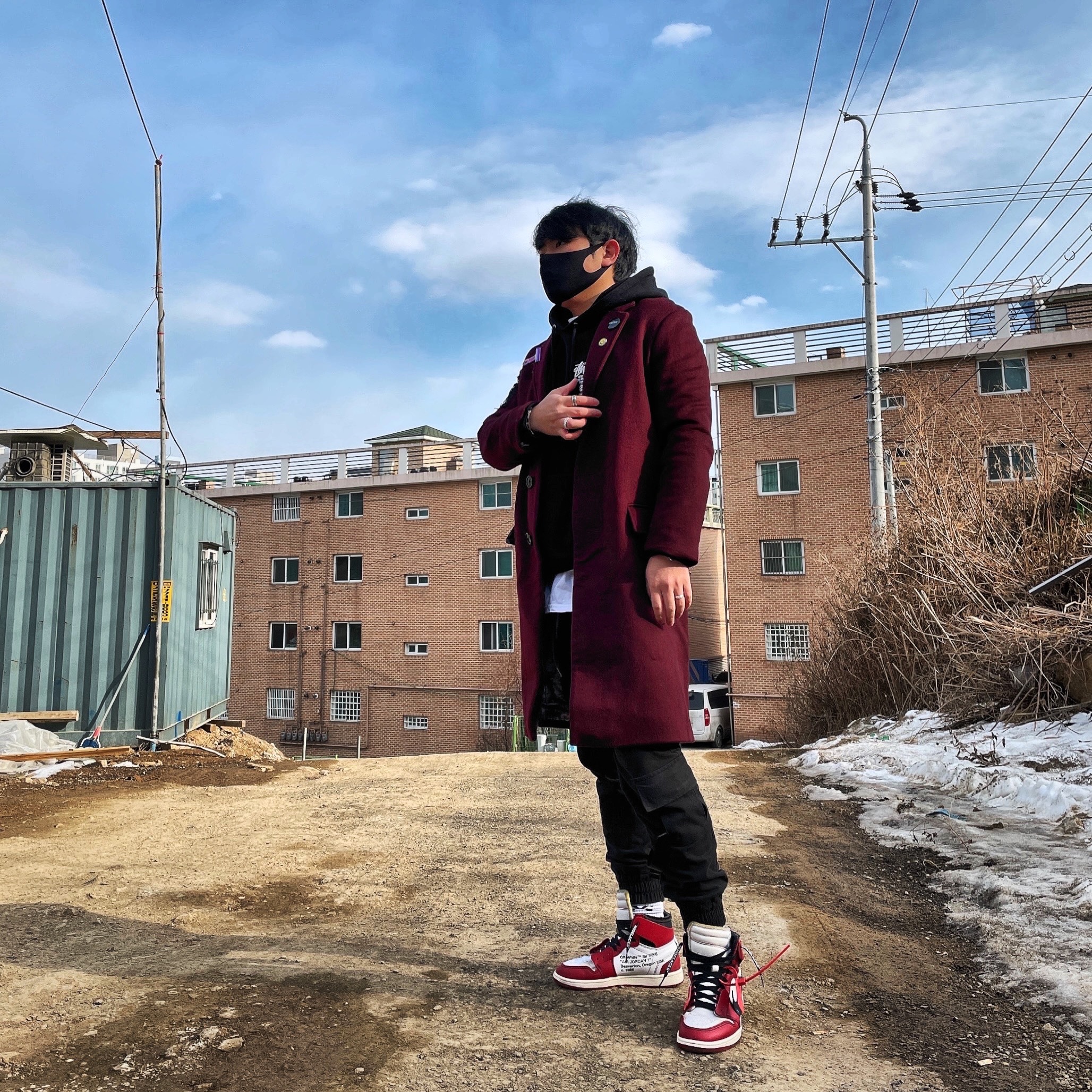 Jordan 1 x Off-White Retro High Chicago The Ten 착용 스타일 - 3