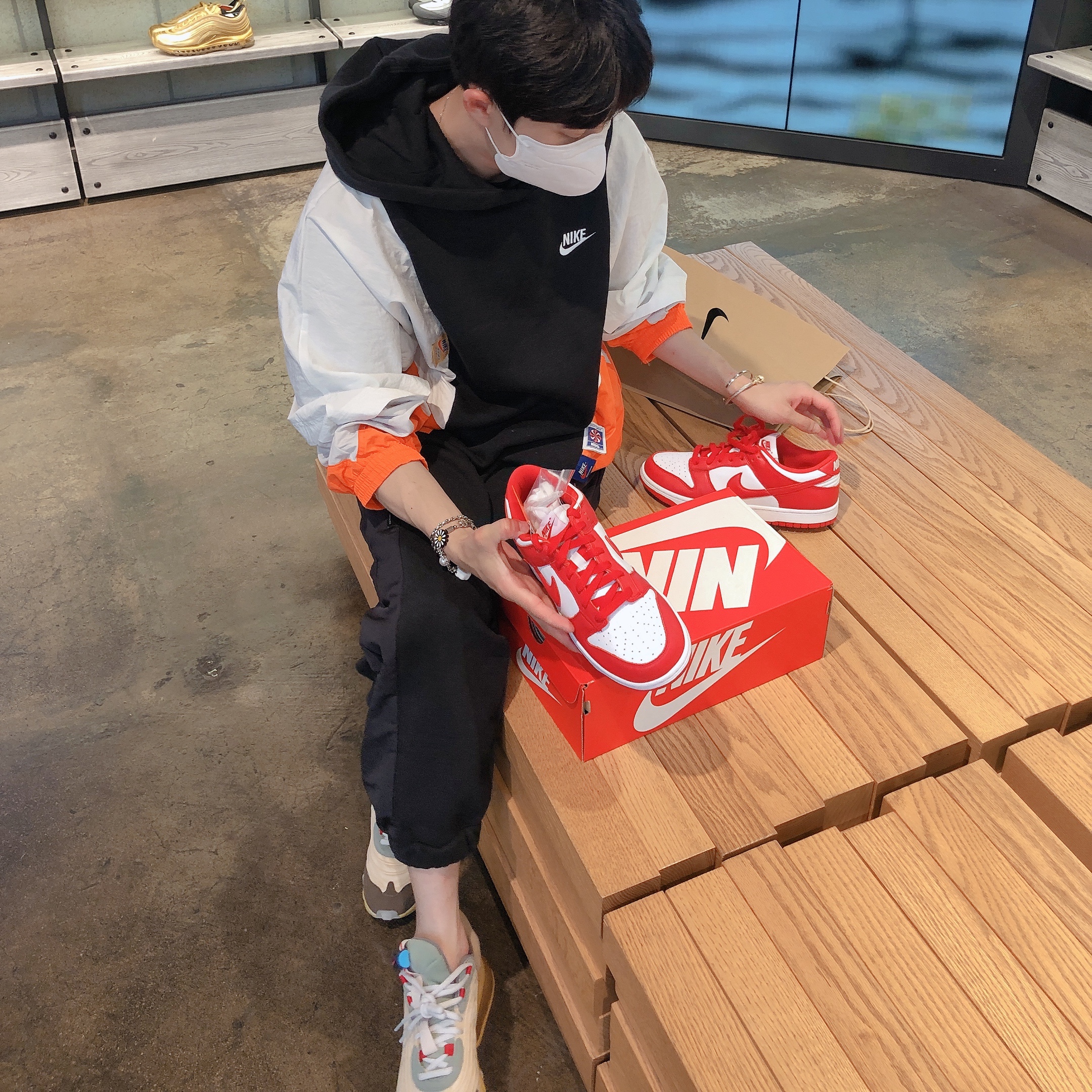 Nike x Travis Scott Air Max 270 React Cactus Trails 착용 스타일 - 5