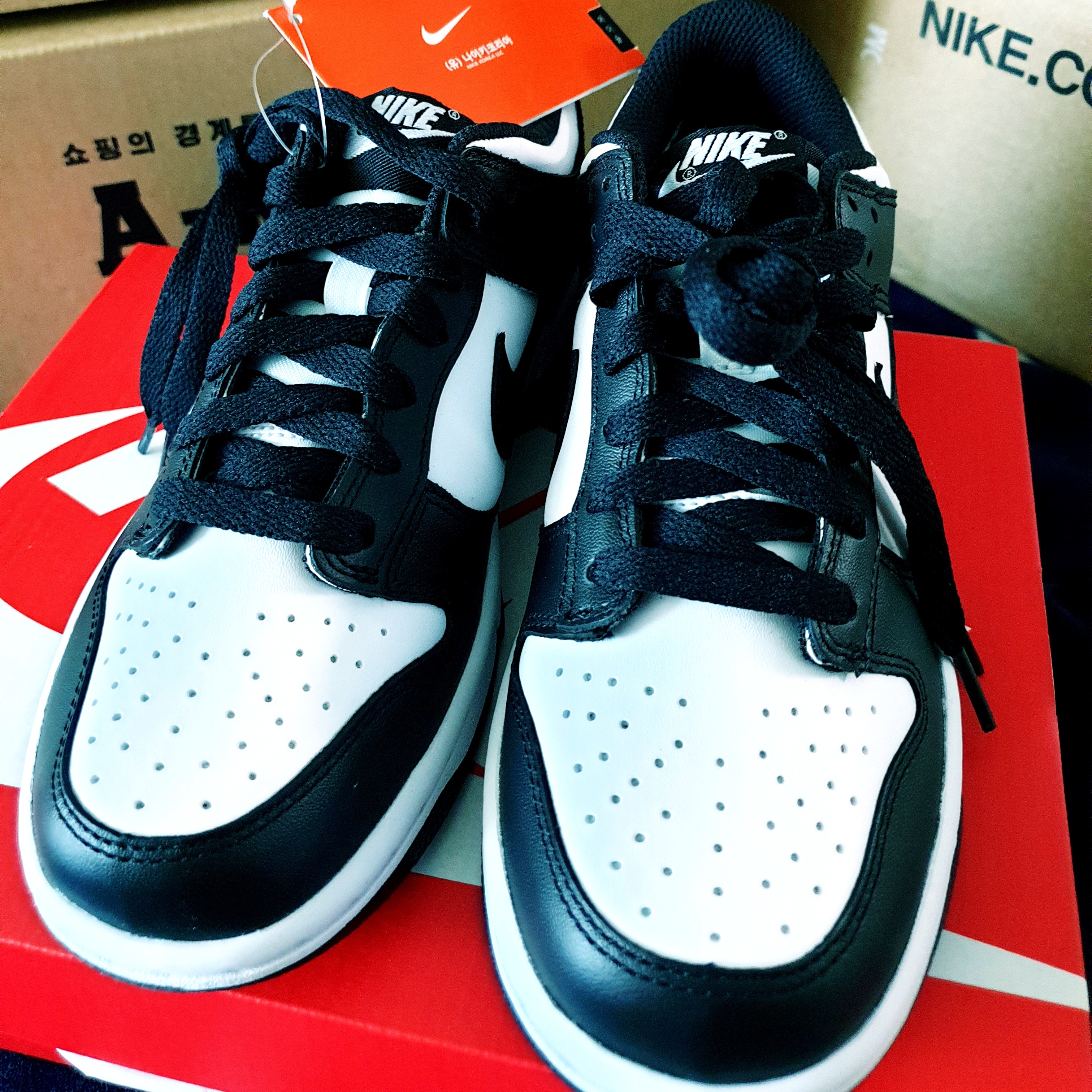 (W) Nike Dunk Low Black 착용 스타일 - 4