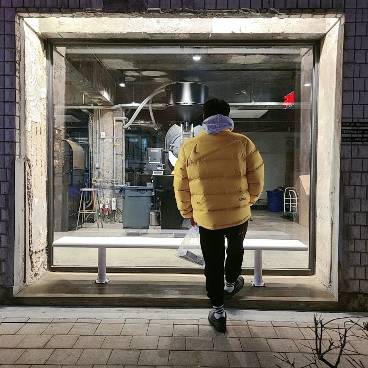 Nike x Drake Nocta Puffer Jacket University Gold - US/EU 착용 스타일