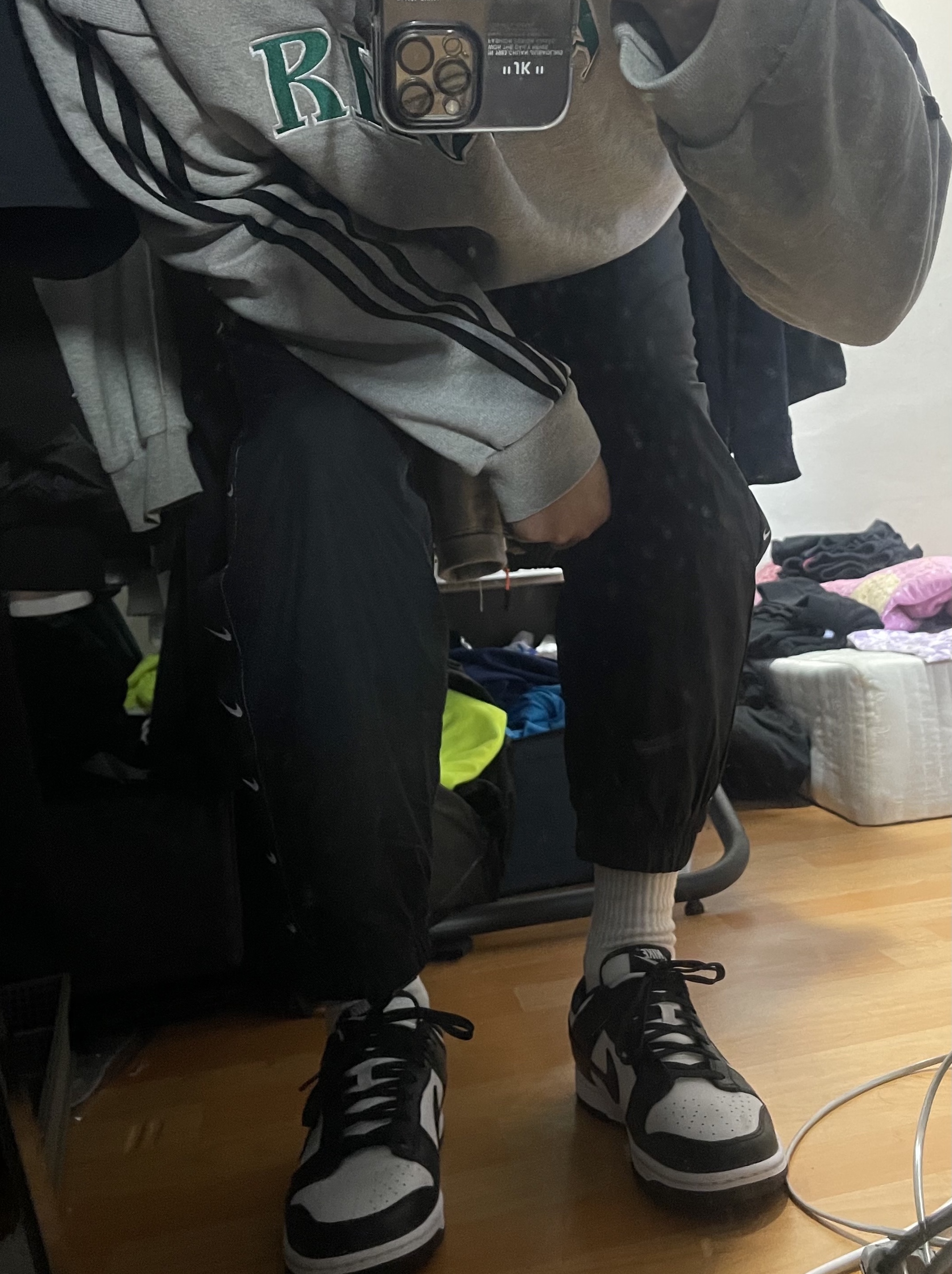 Nike Dunk Low Retro Black 착용 스타일