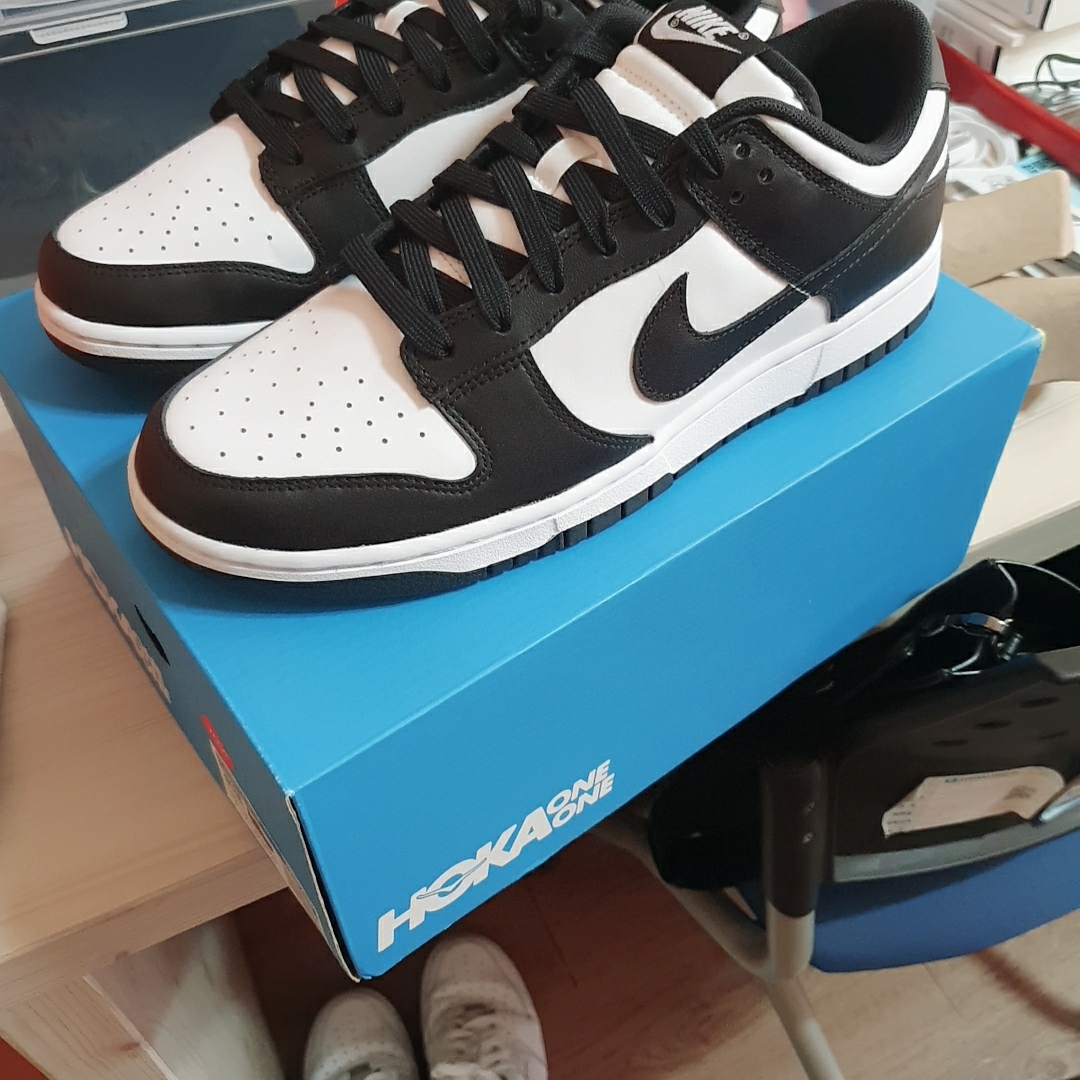Nike Dunk Low Retro Black 착용 스타일 - 1