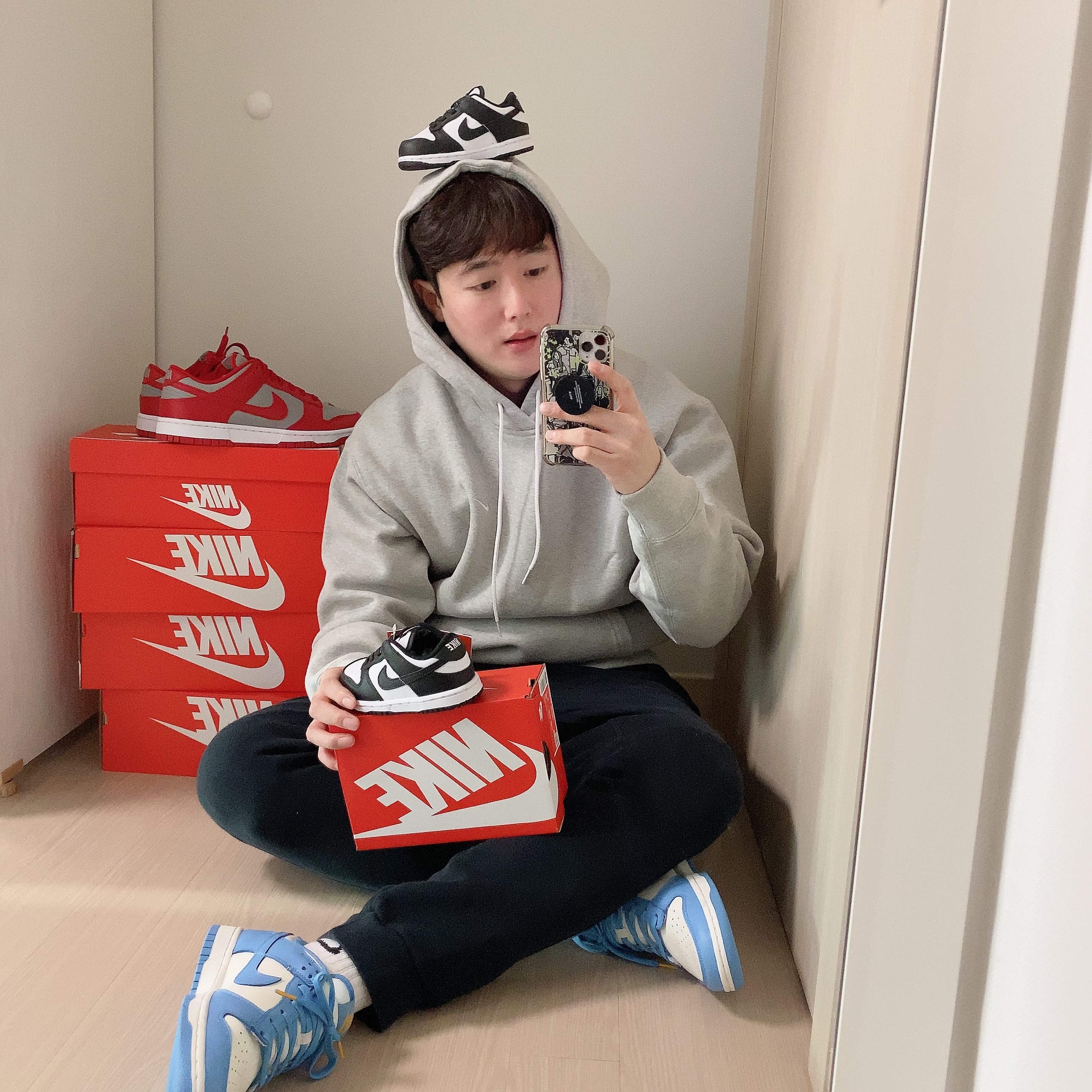 (W) Nike Dunk Low Coast, Nike Dunk Low Retro Medium Grey 착용 스타일