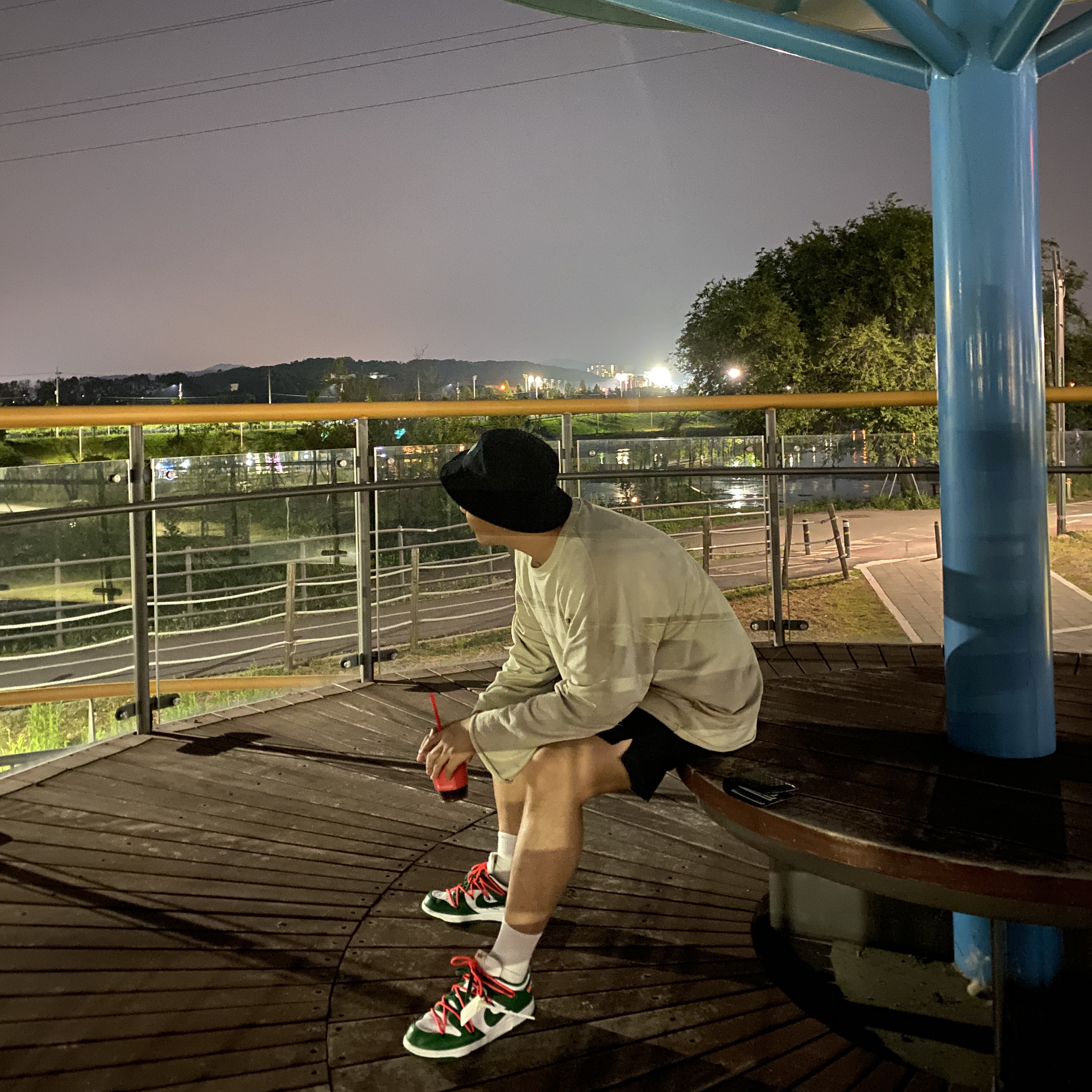Nike x Off-White Dunk Low Pine Green 착용 스타일