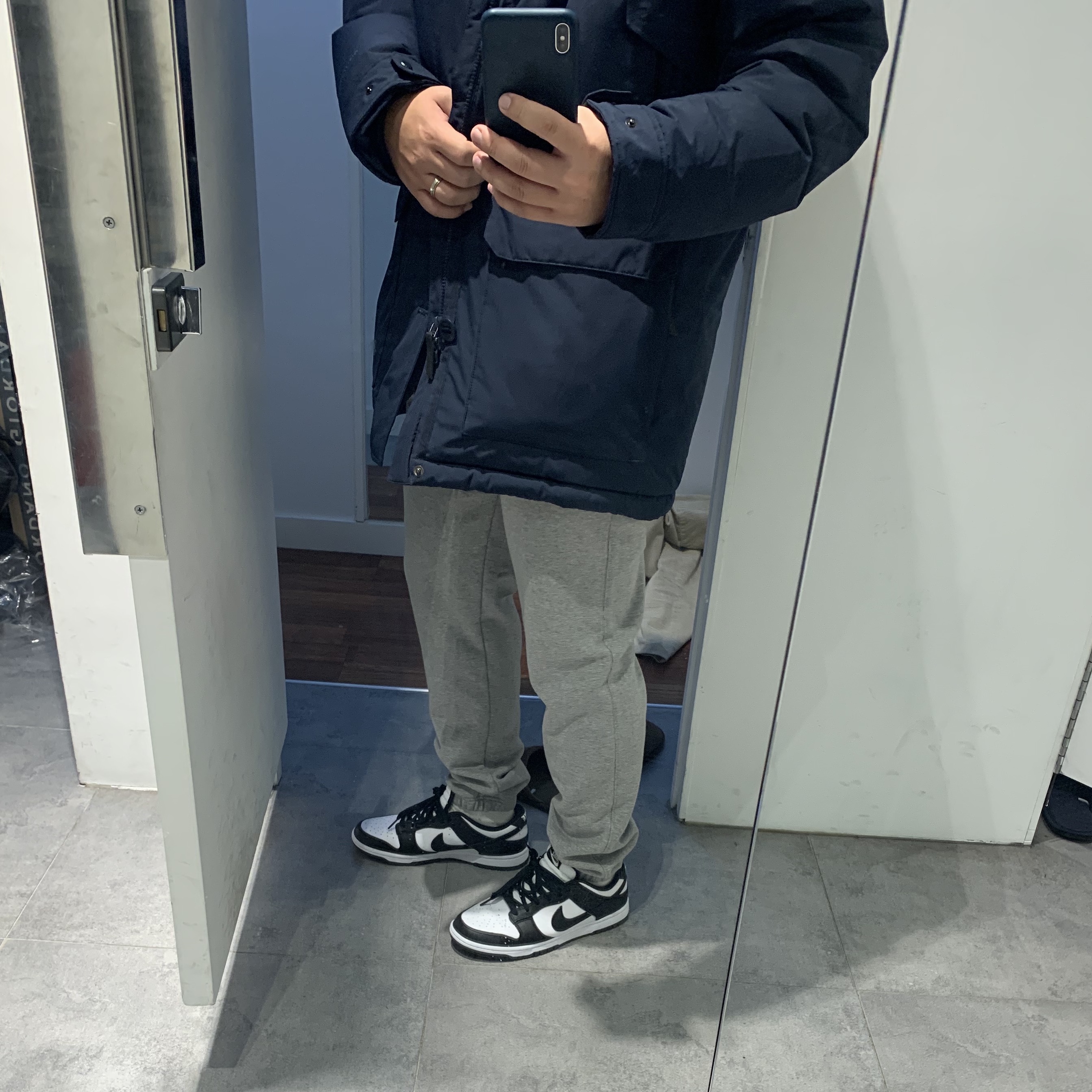 Nike Dunk Low Retro Black 착용 스타일