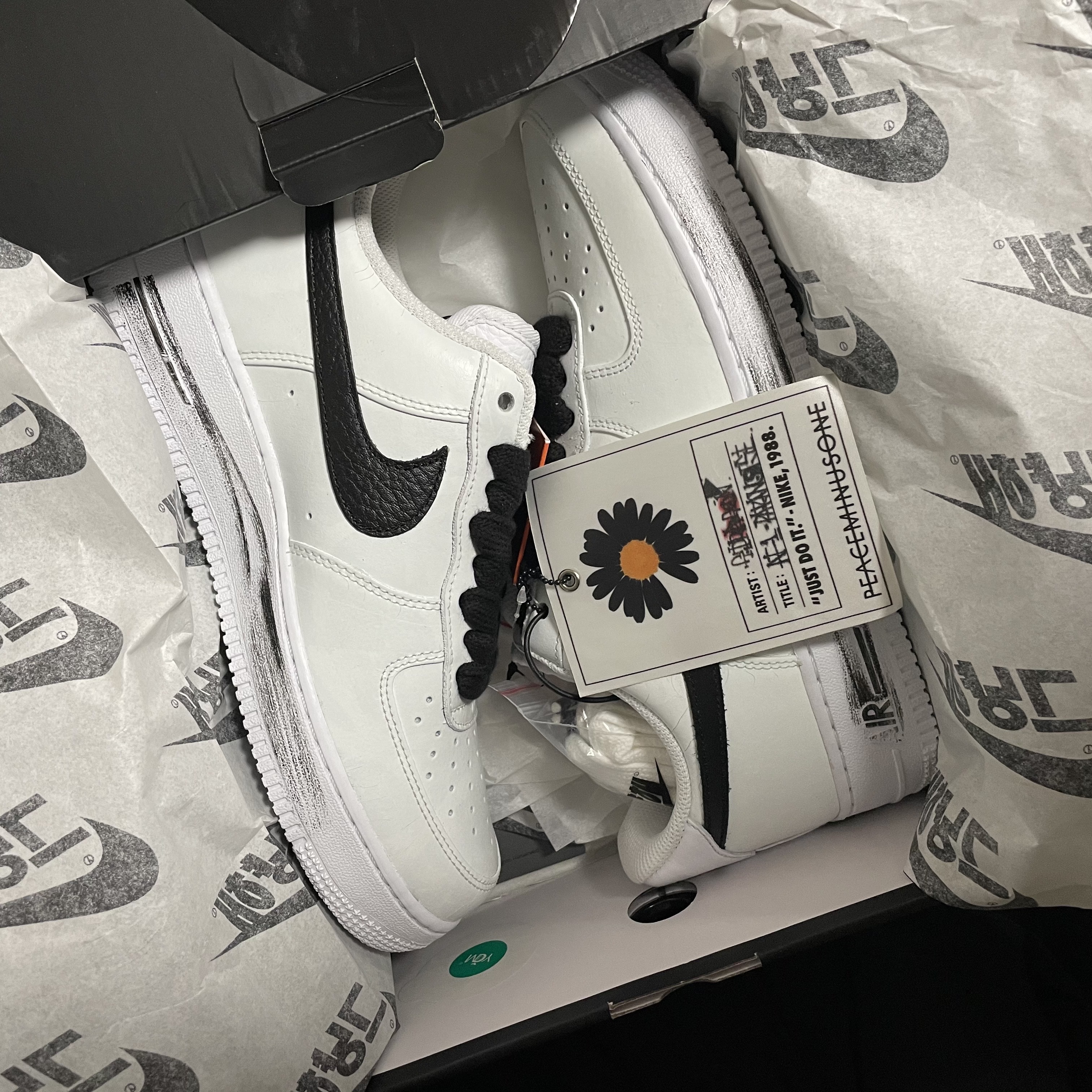 Nike x Peaceminusone Air Force 1 Low Para-Noise 2.0 착용 스타일