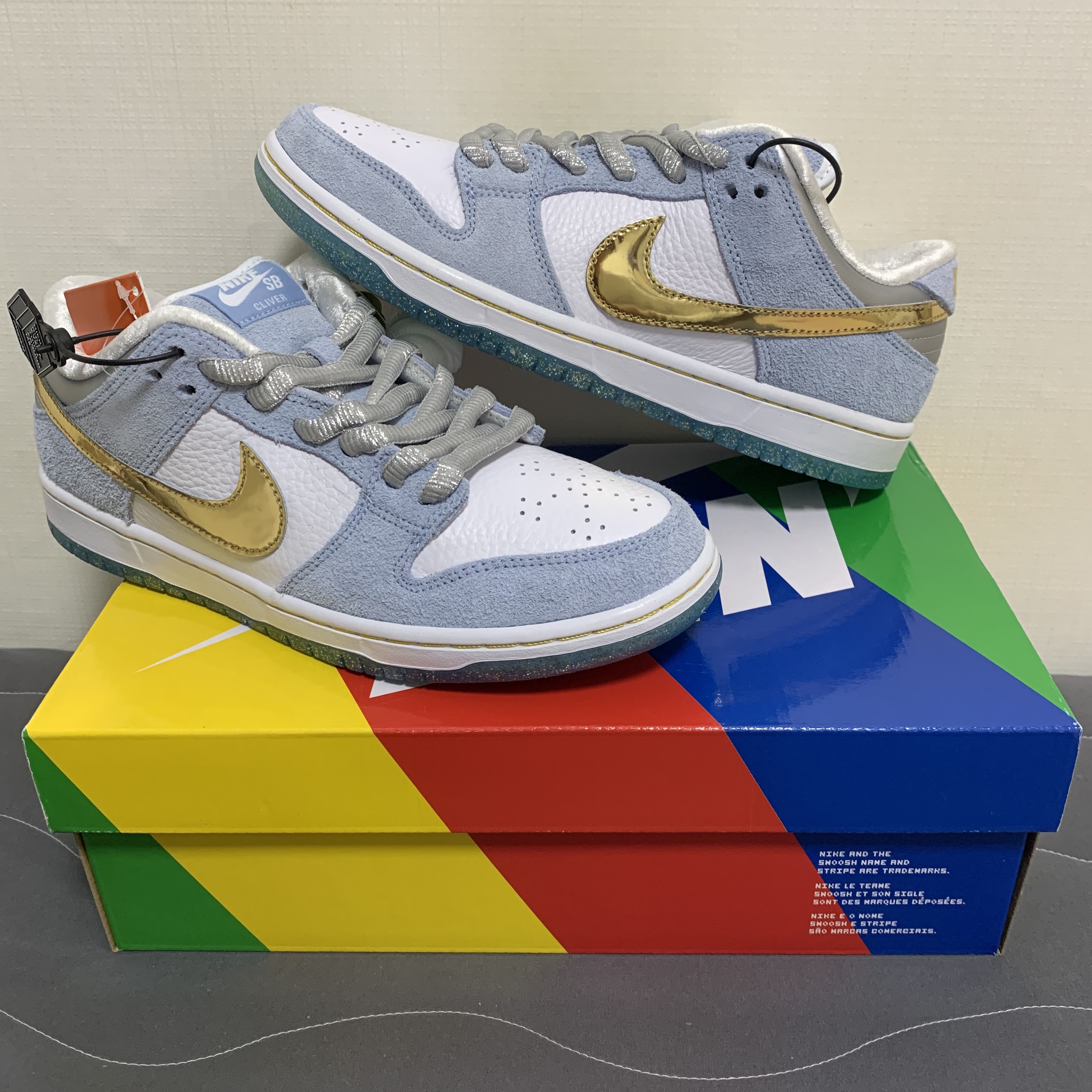 Nike x Sean Cliver SB Dunk Low Holiday Special 착용 스타일 - 2