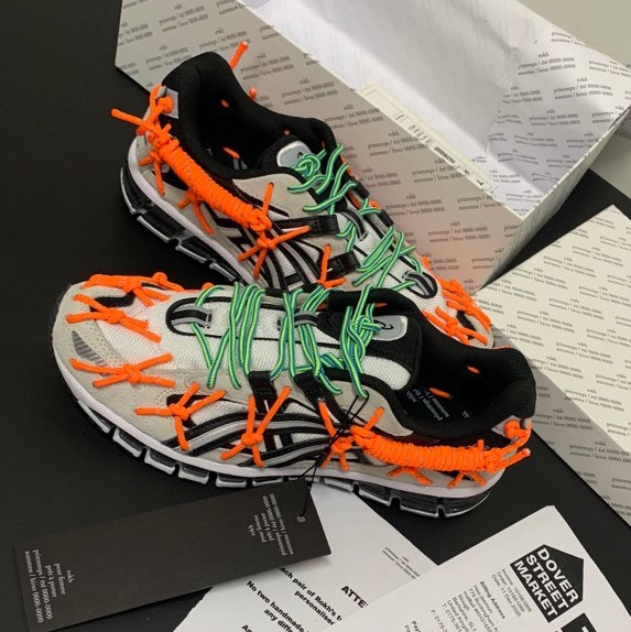 Asics x Rokh Gel-Kayano 5 360 White Black 착용 스타일